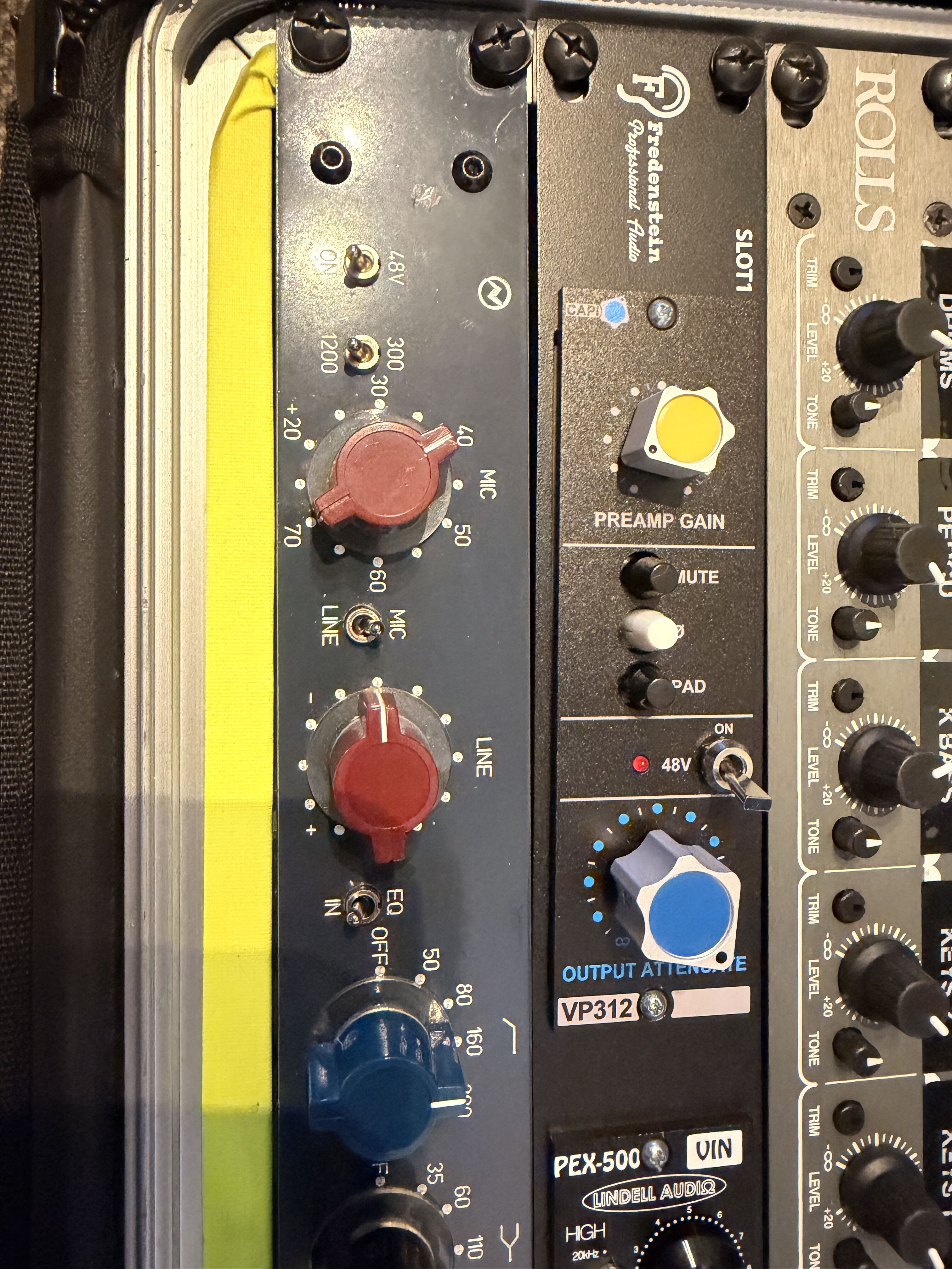 AML EZ1073 EQ