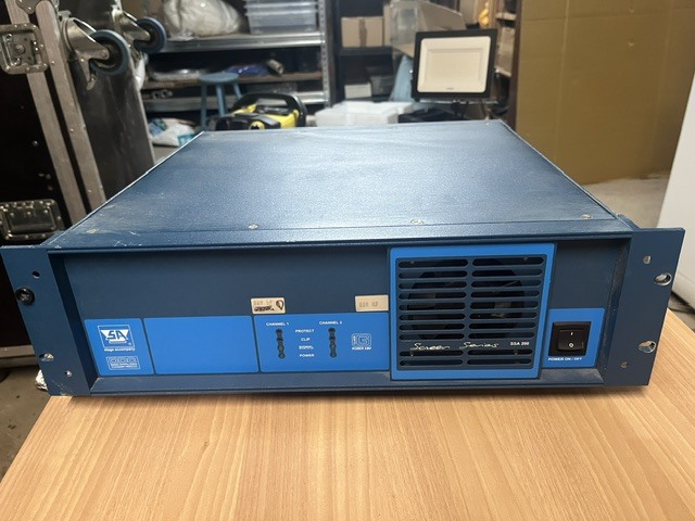Ampli haut de gamme 2 fois 500 WATTS sous 8ohms