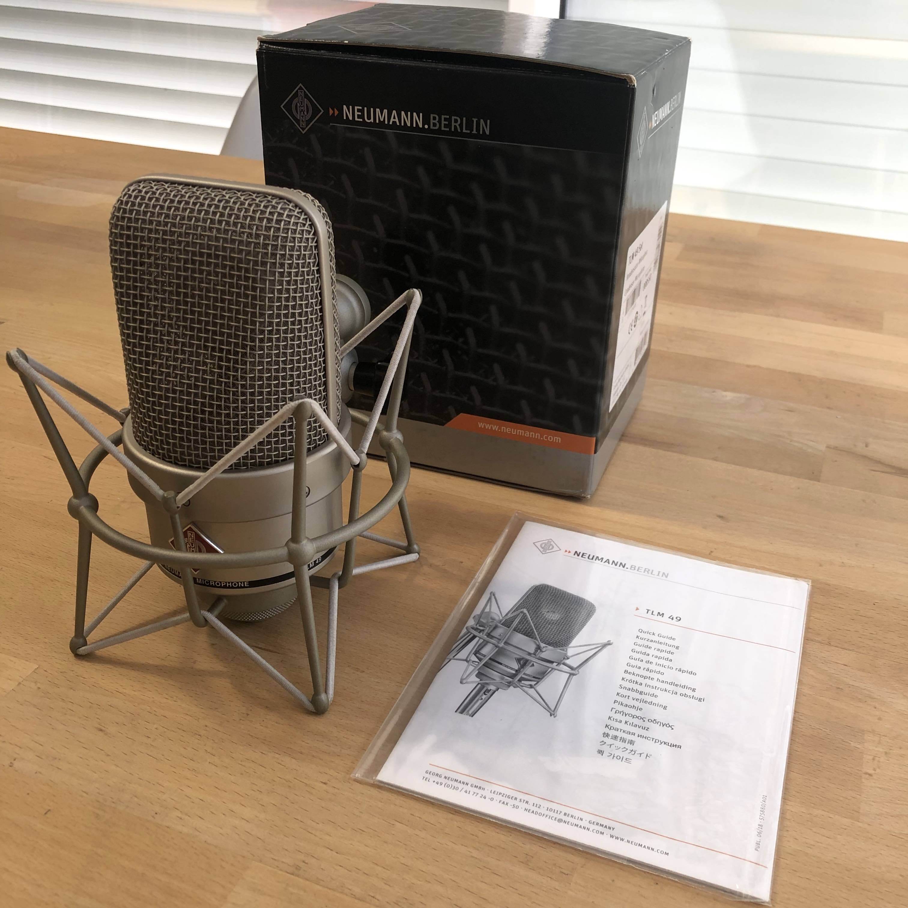 Neumann TLM 49