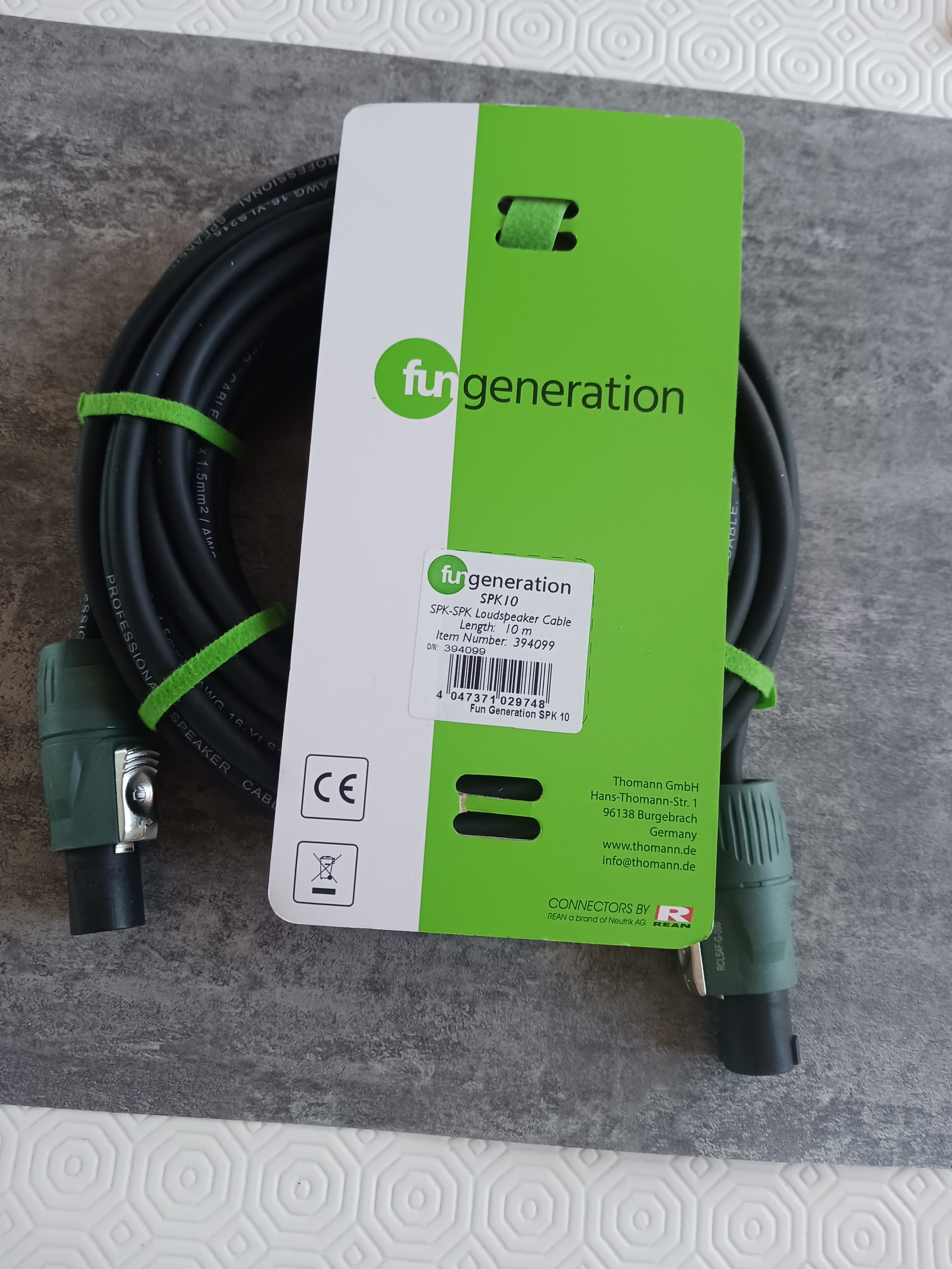 VEND CABLE D ENCEINTE SPEAKER NEUF
