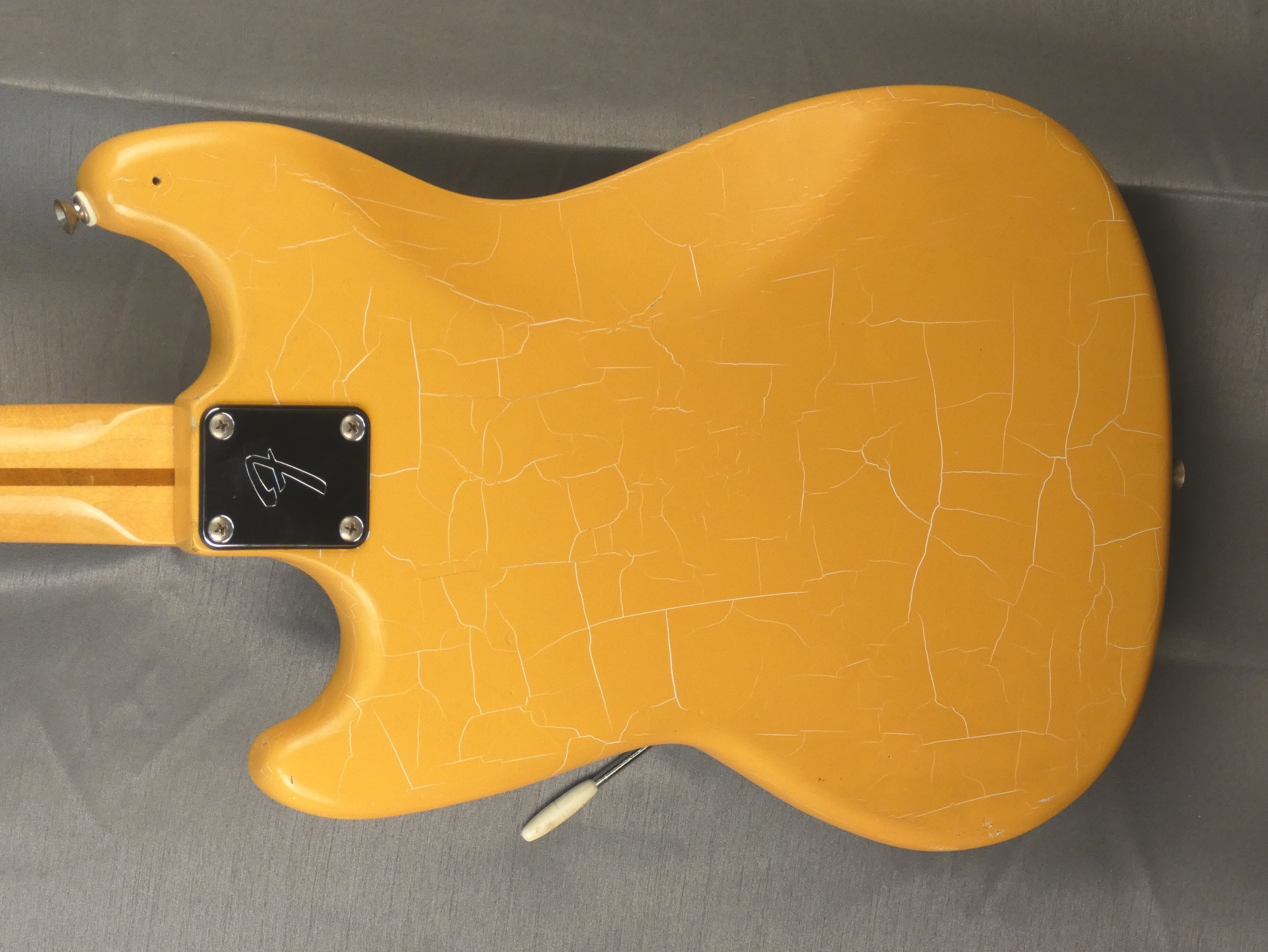 fender mustang MG 1977 usa import (17)
