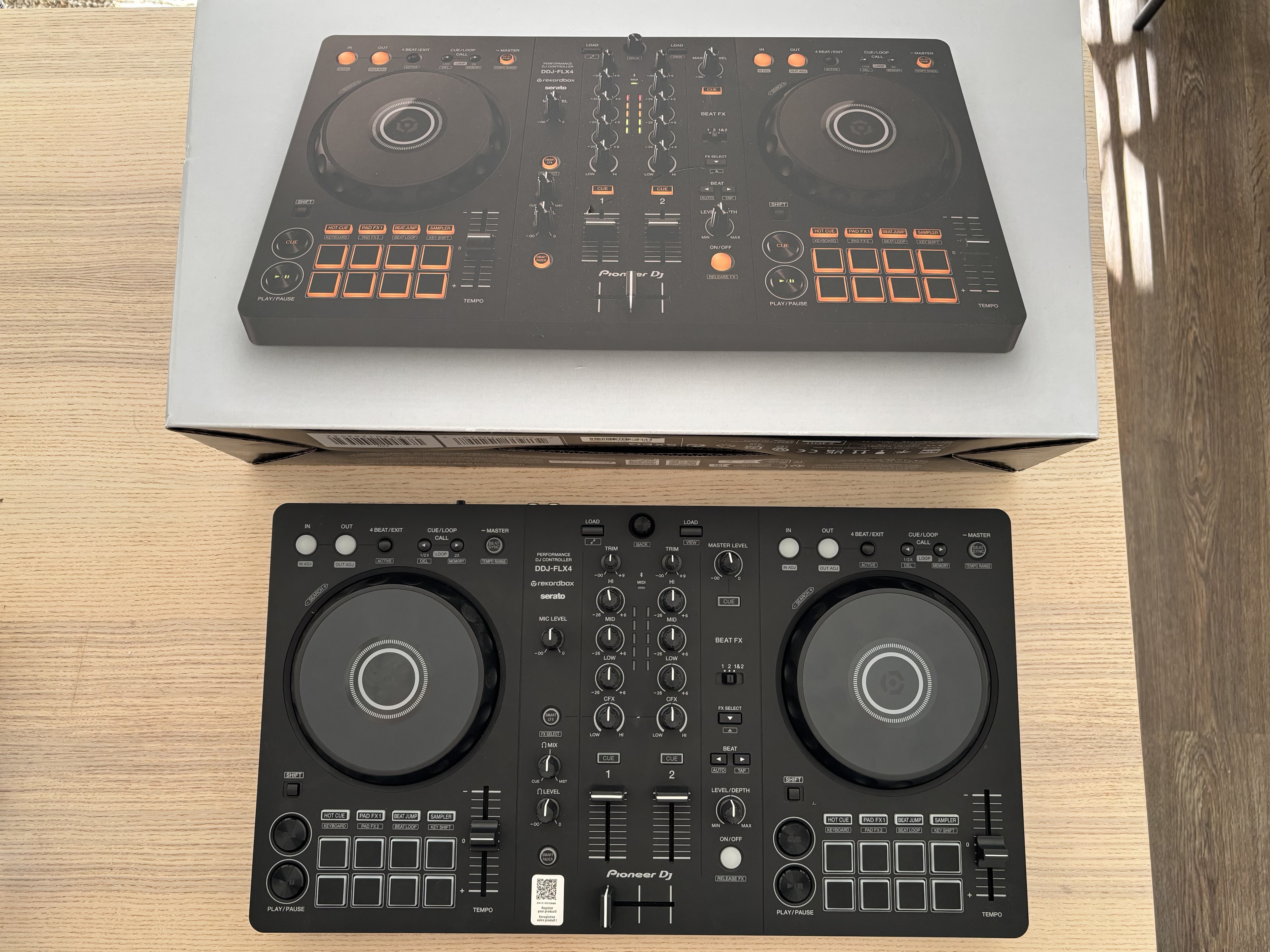 Pioneer DDJ-FLX4 (31531)
