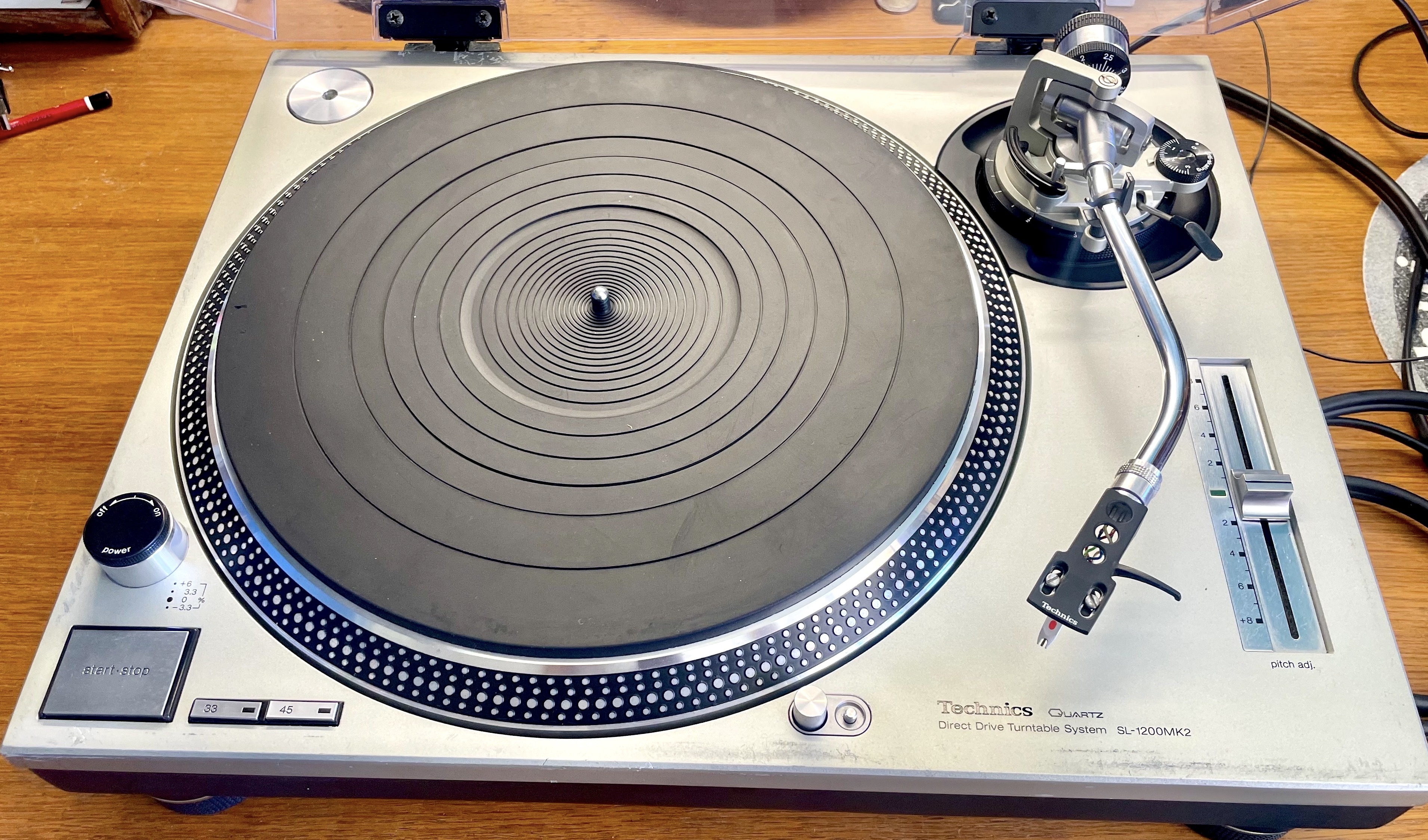 Technics SL-1200 MK2