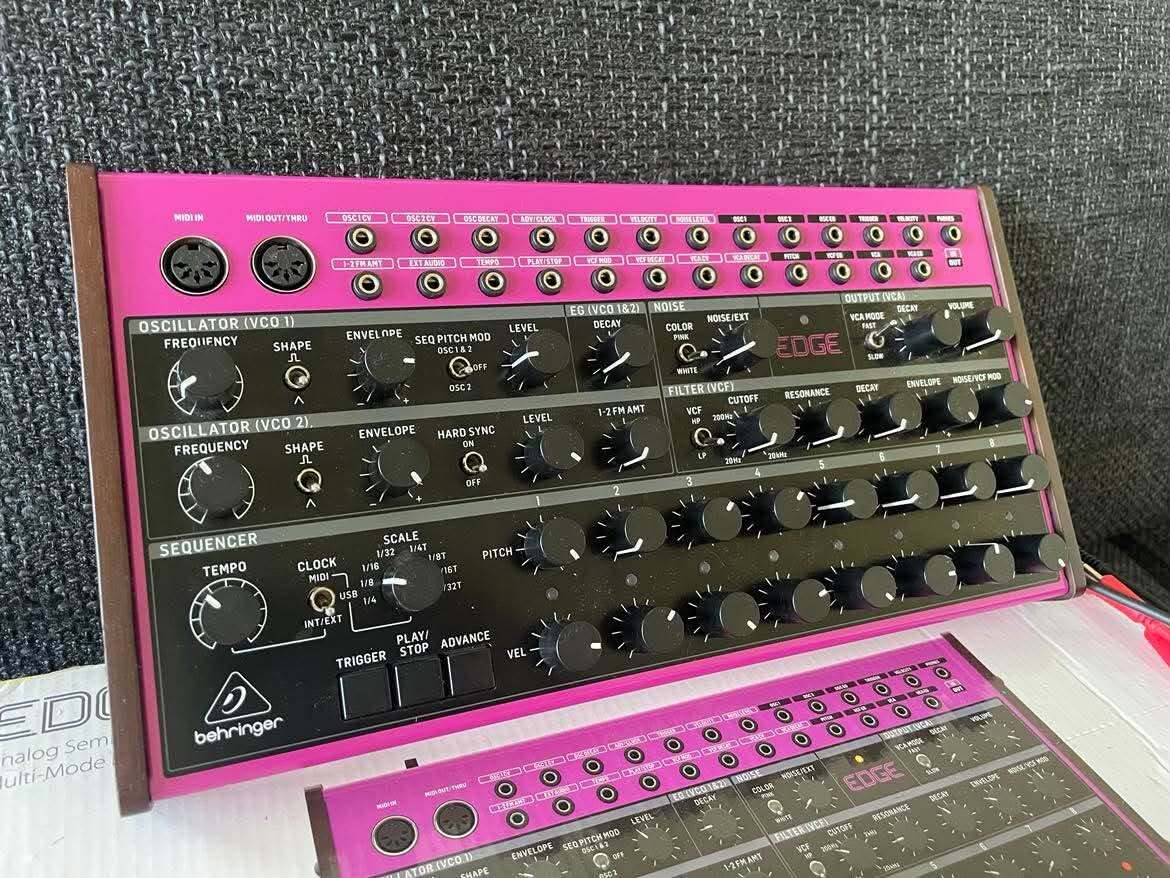 Behringer Edge (85487)