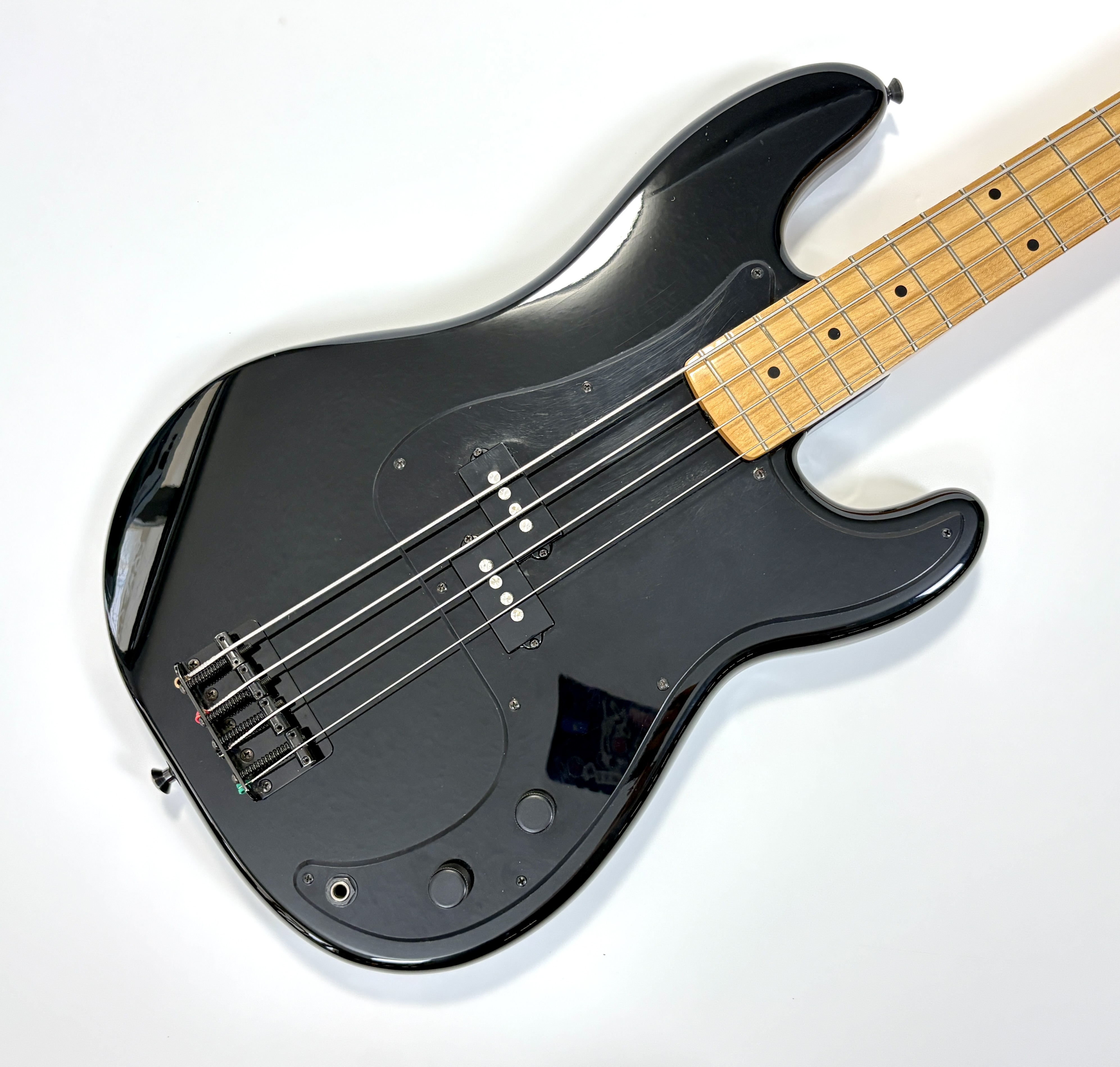 Fender Roger Waters Precision Bass (22501)