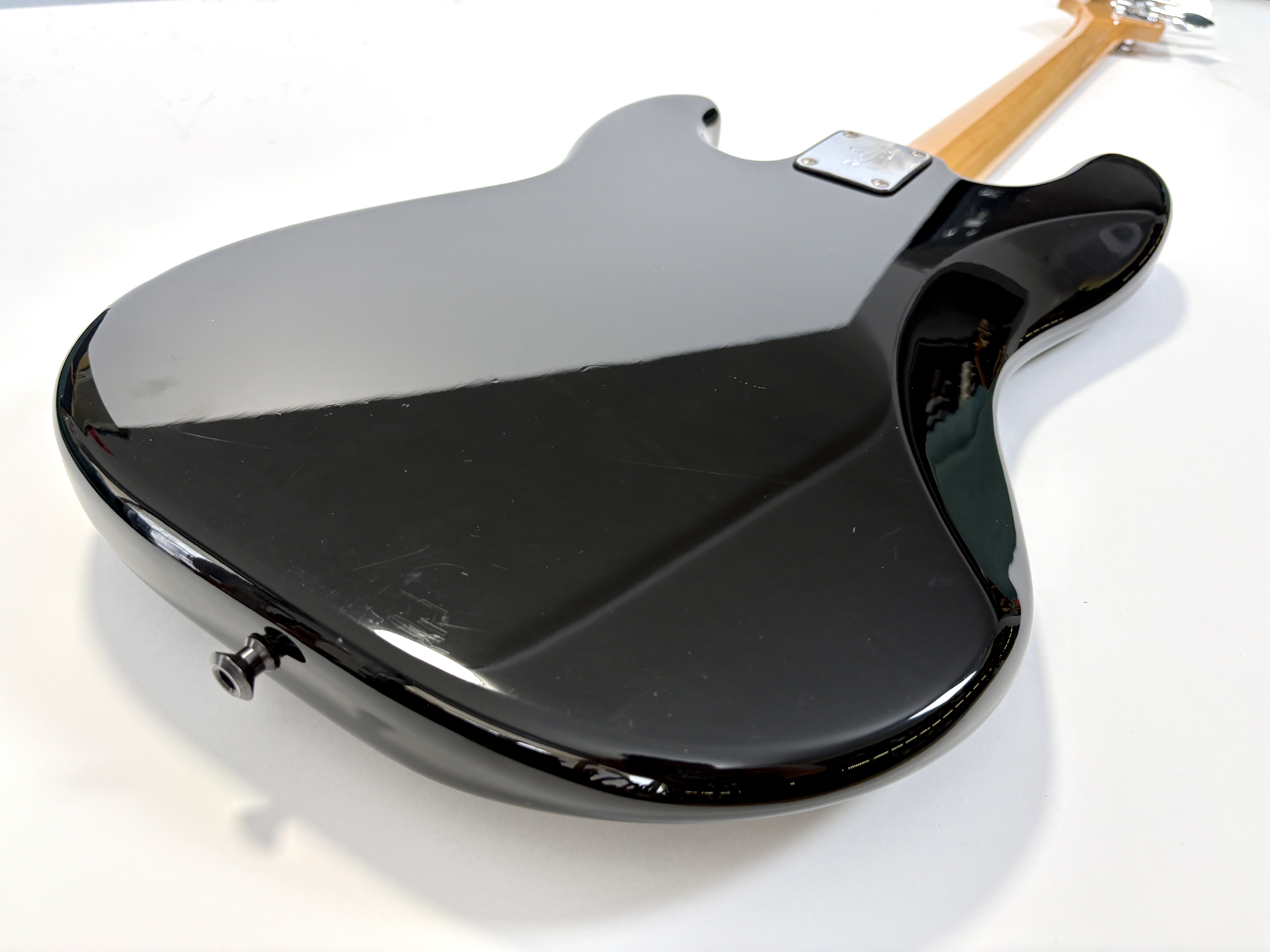 Fender Roger Waters Precision Bass (83141)