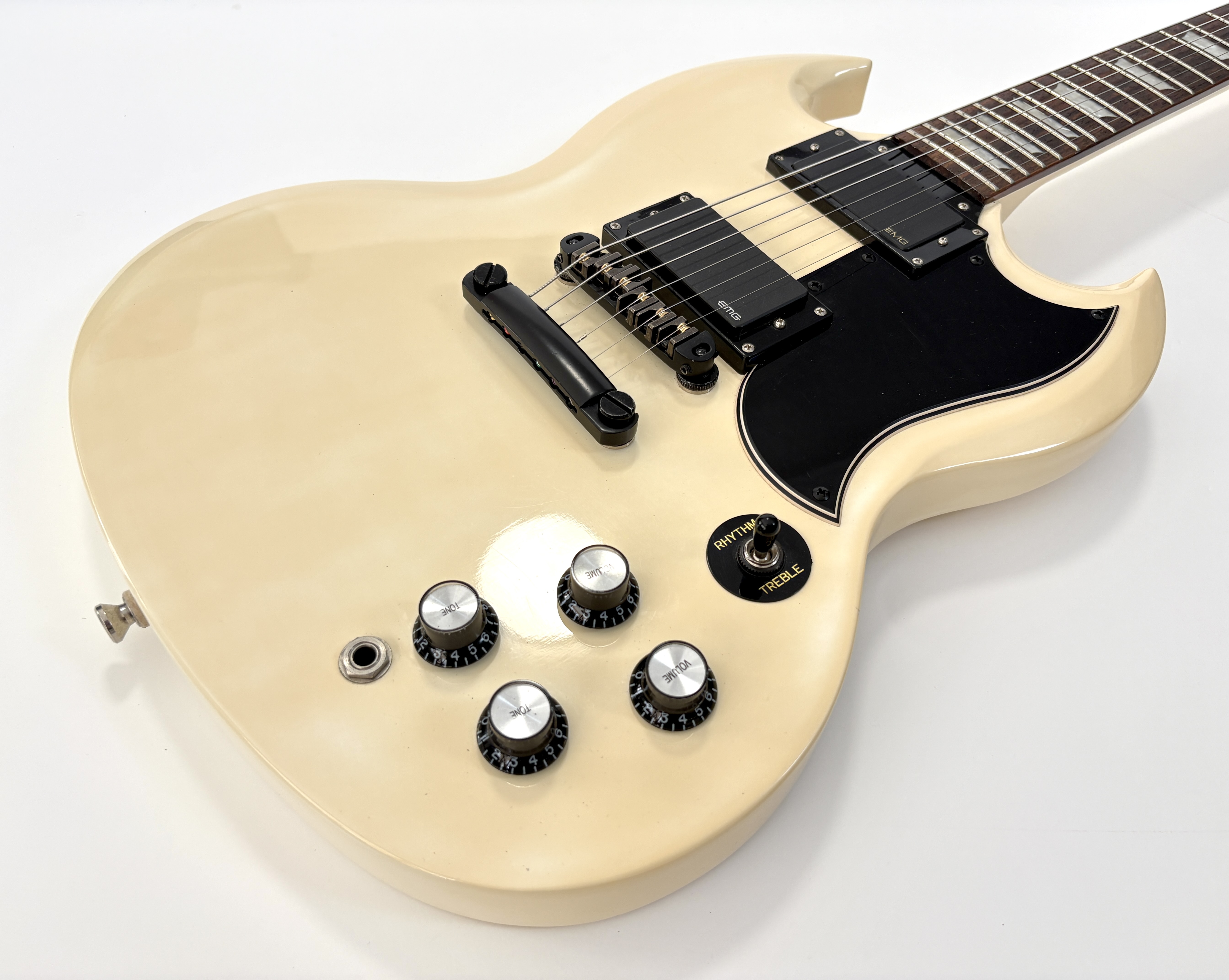 Epiphone G-400 (57031)