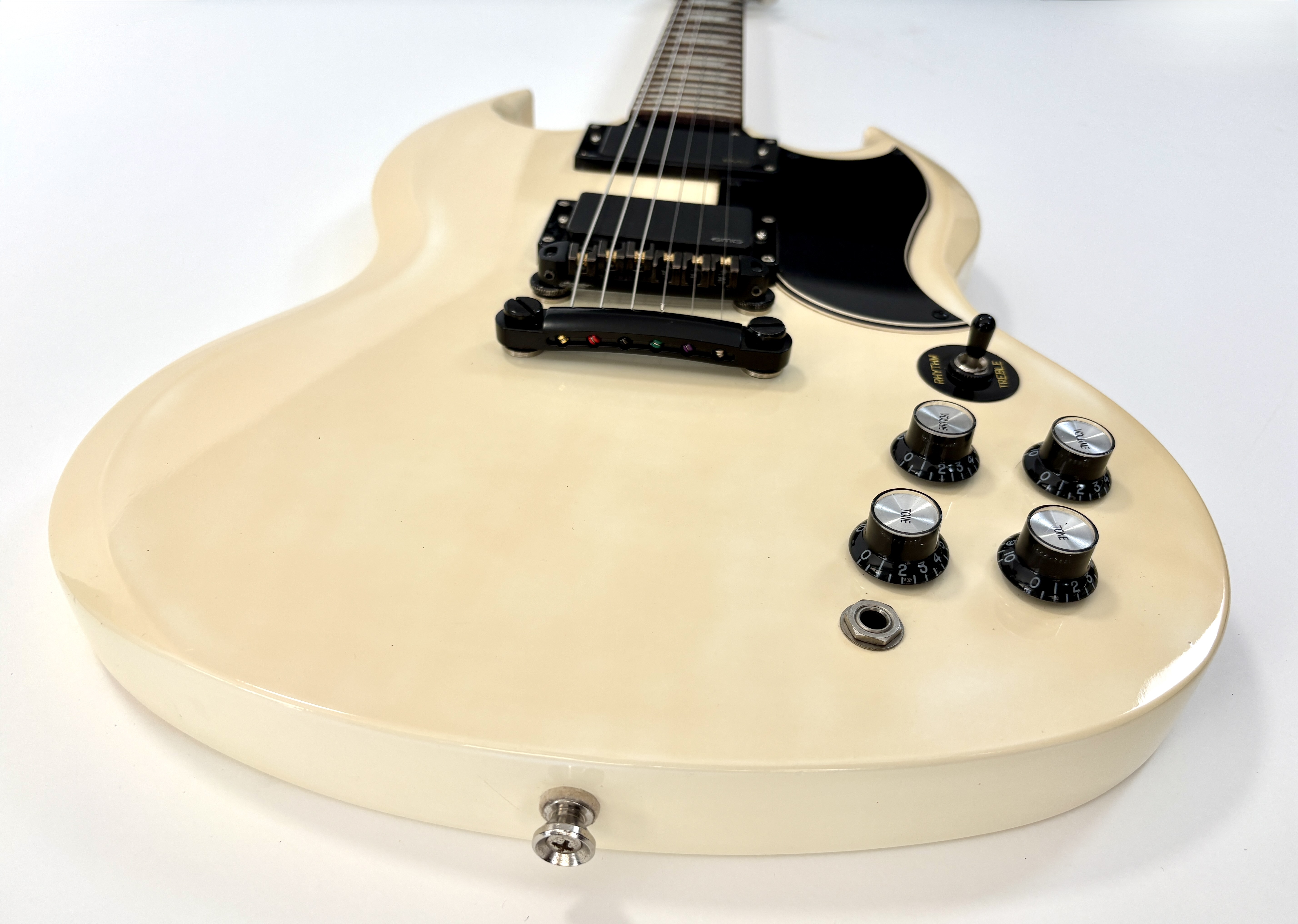 Epiphone G-400 (86937)