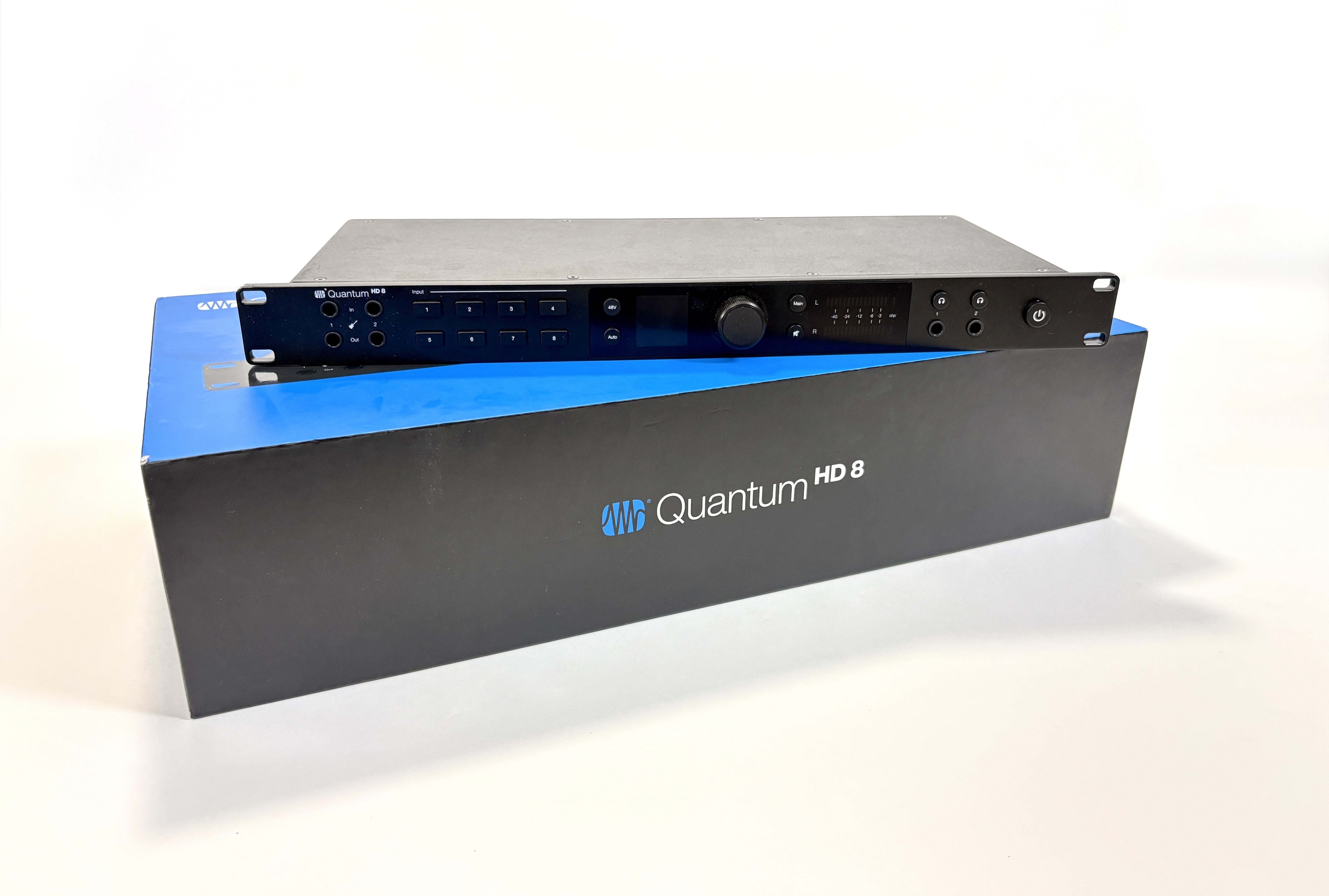 PreSonus Quantum HD 8 