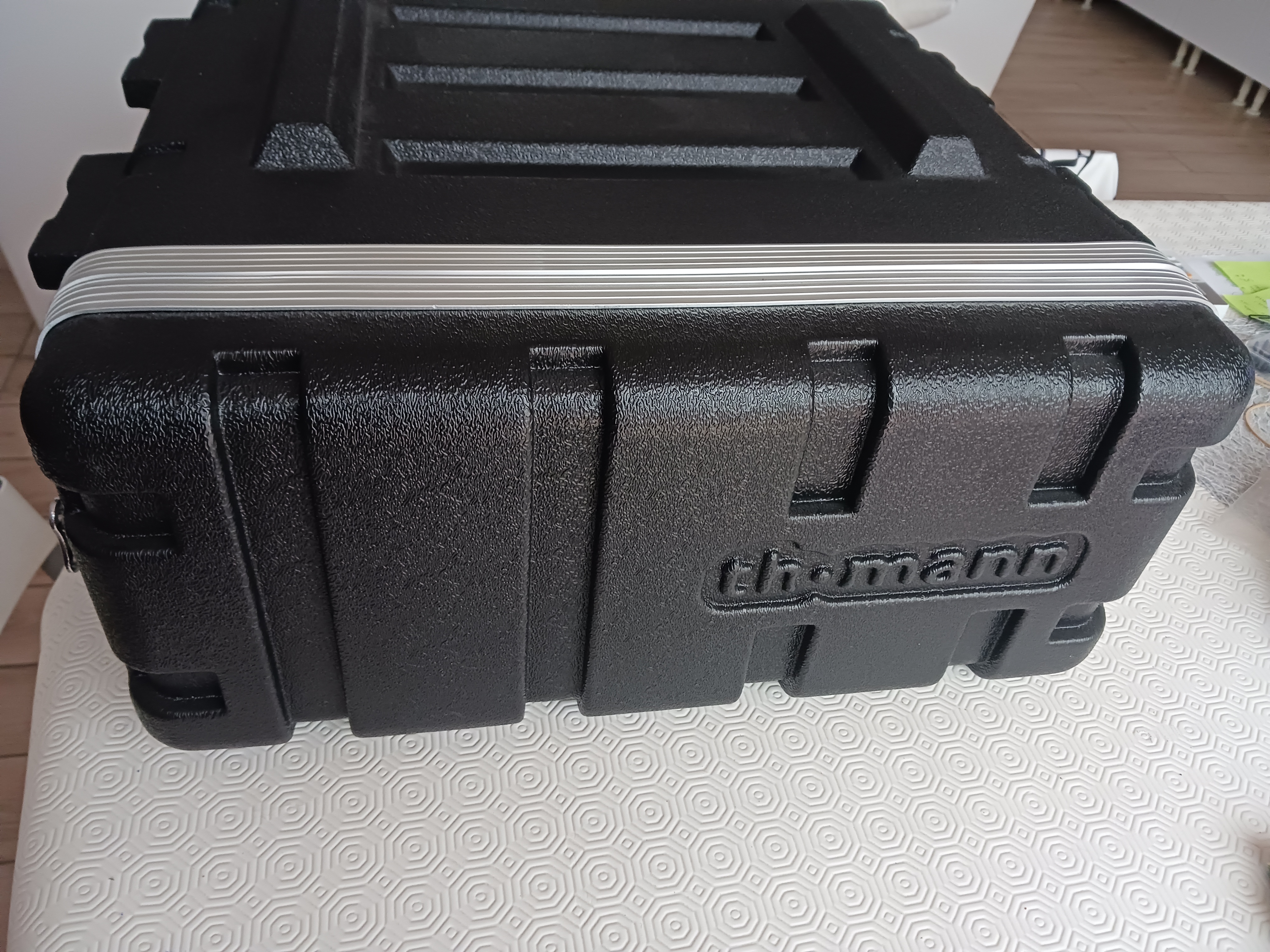 Vend Thoman Rack Case 4U, Rack 19 “Avec Accessoires