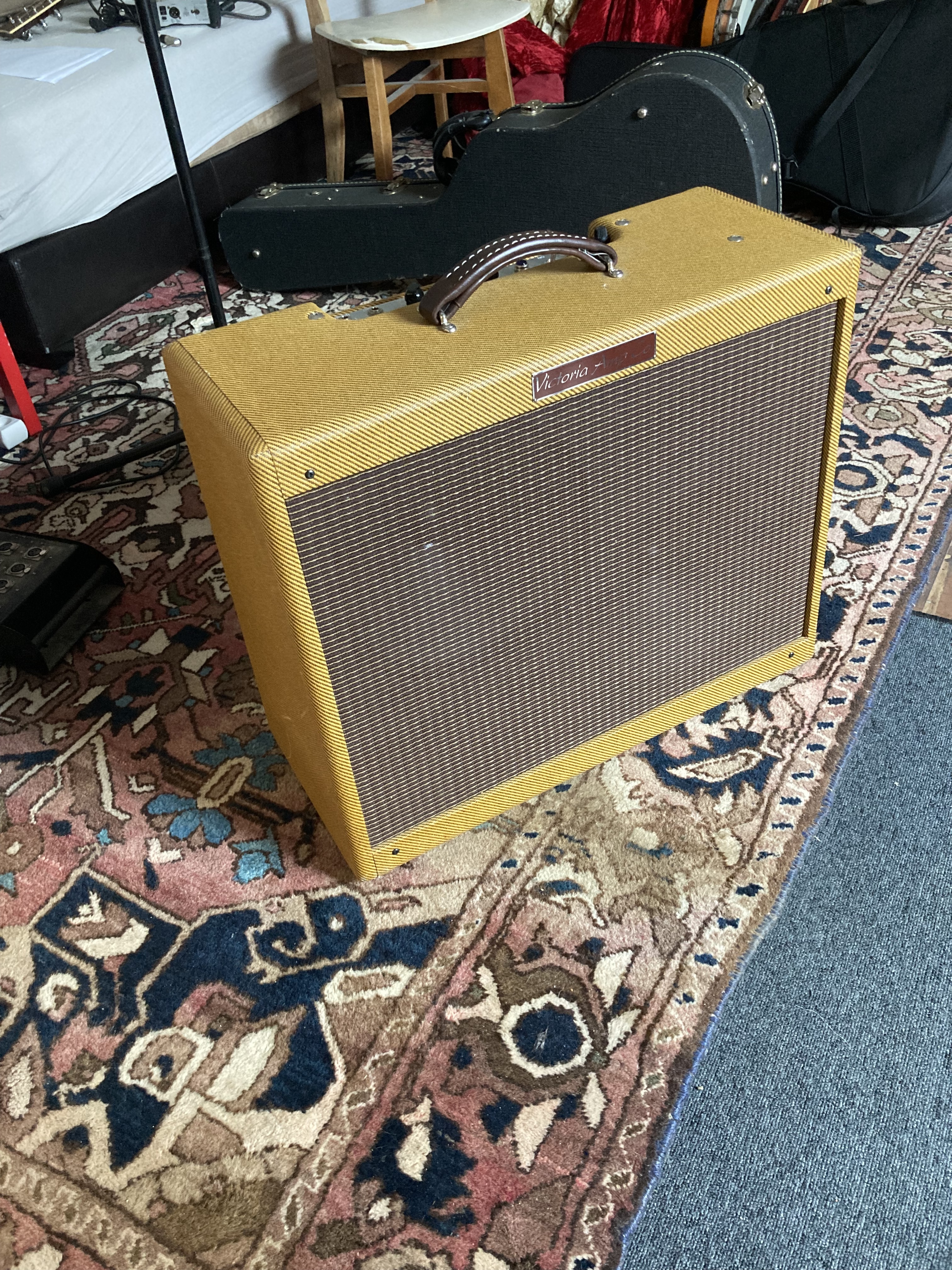 Victoria Double Deluxe