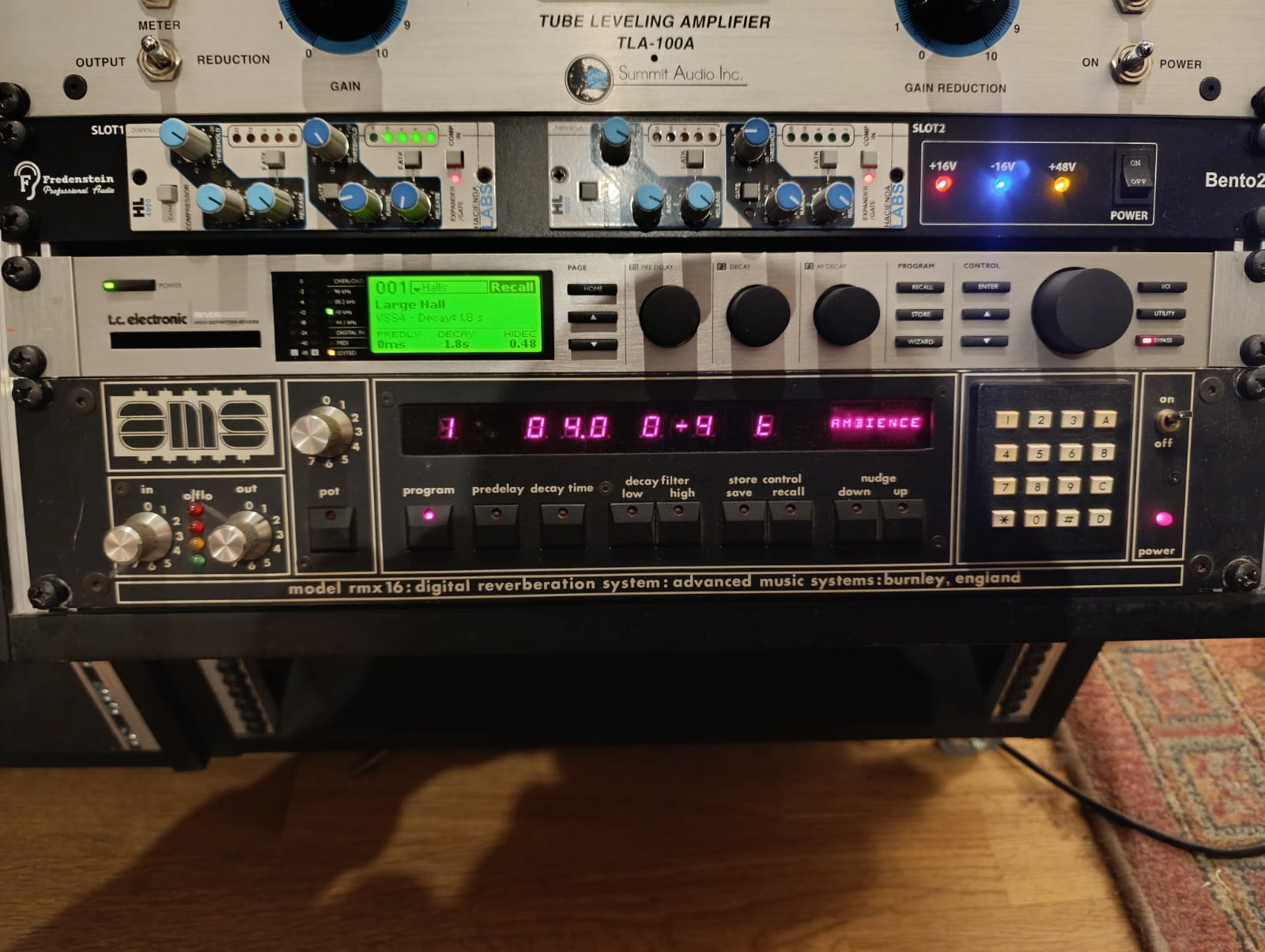  AMS RMX16 Digital Reverberation System