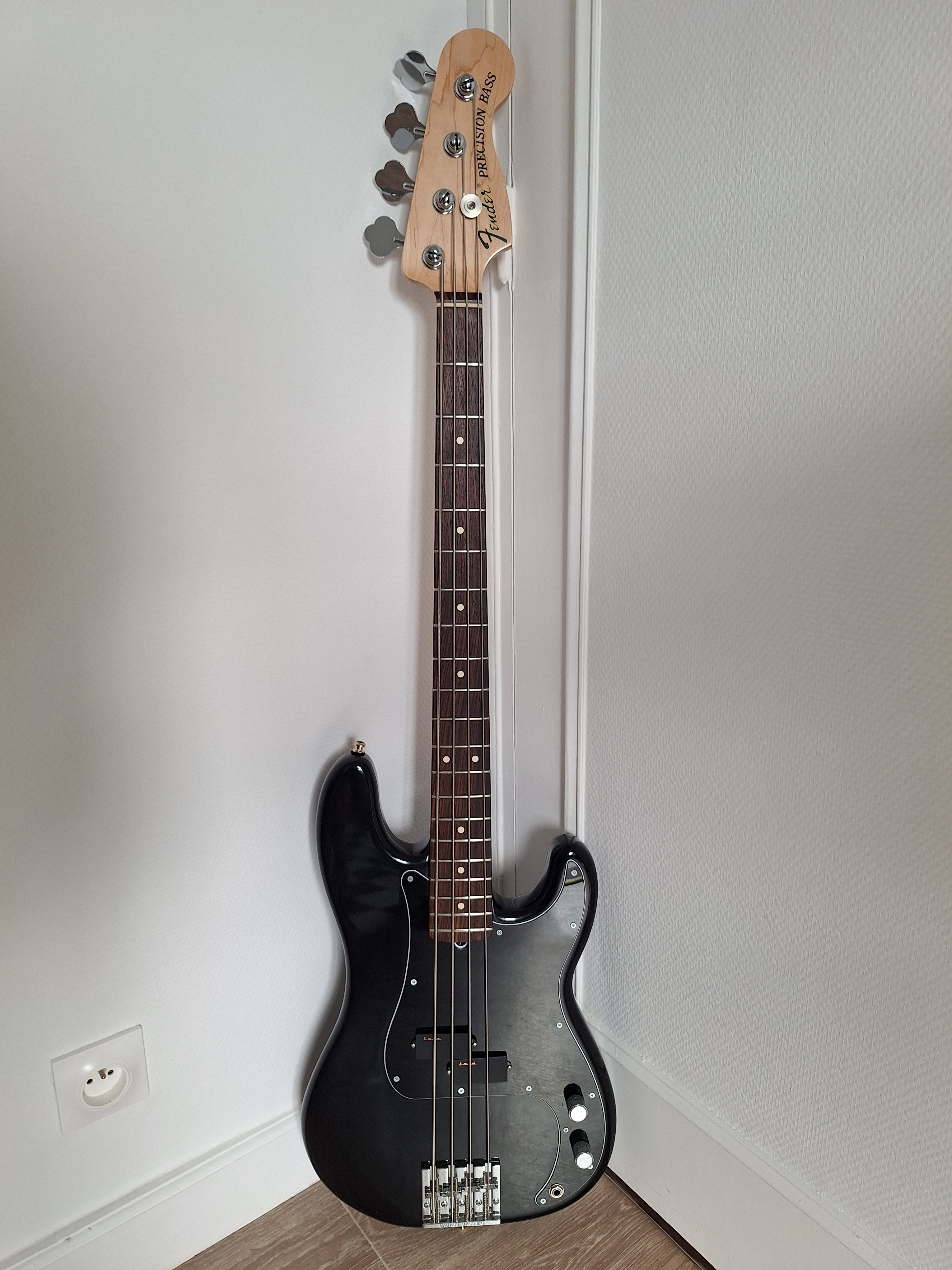 Fender Precision Highway One (2006-2011)