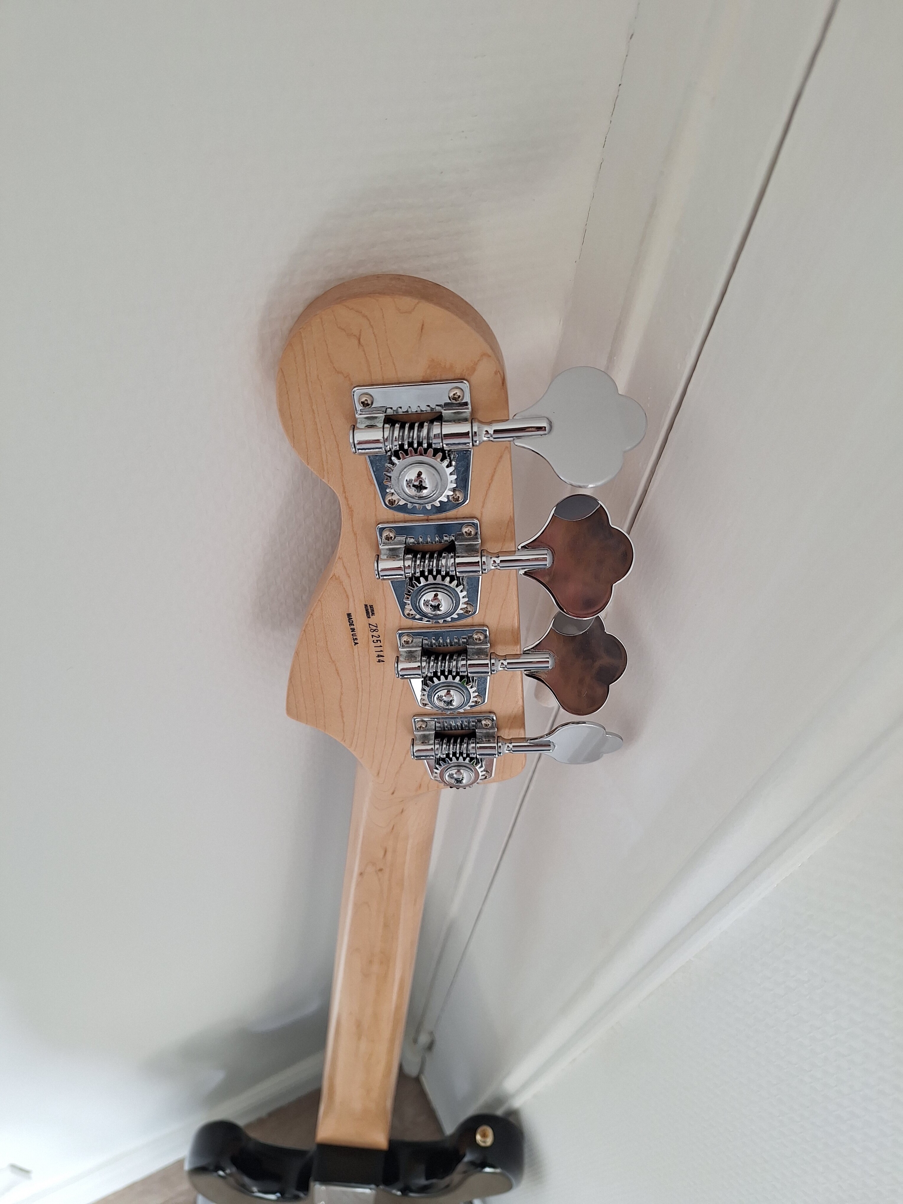 Fender Highway One Precision Bass (2006-2011) (7)