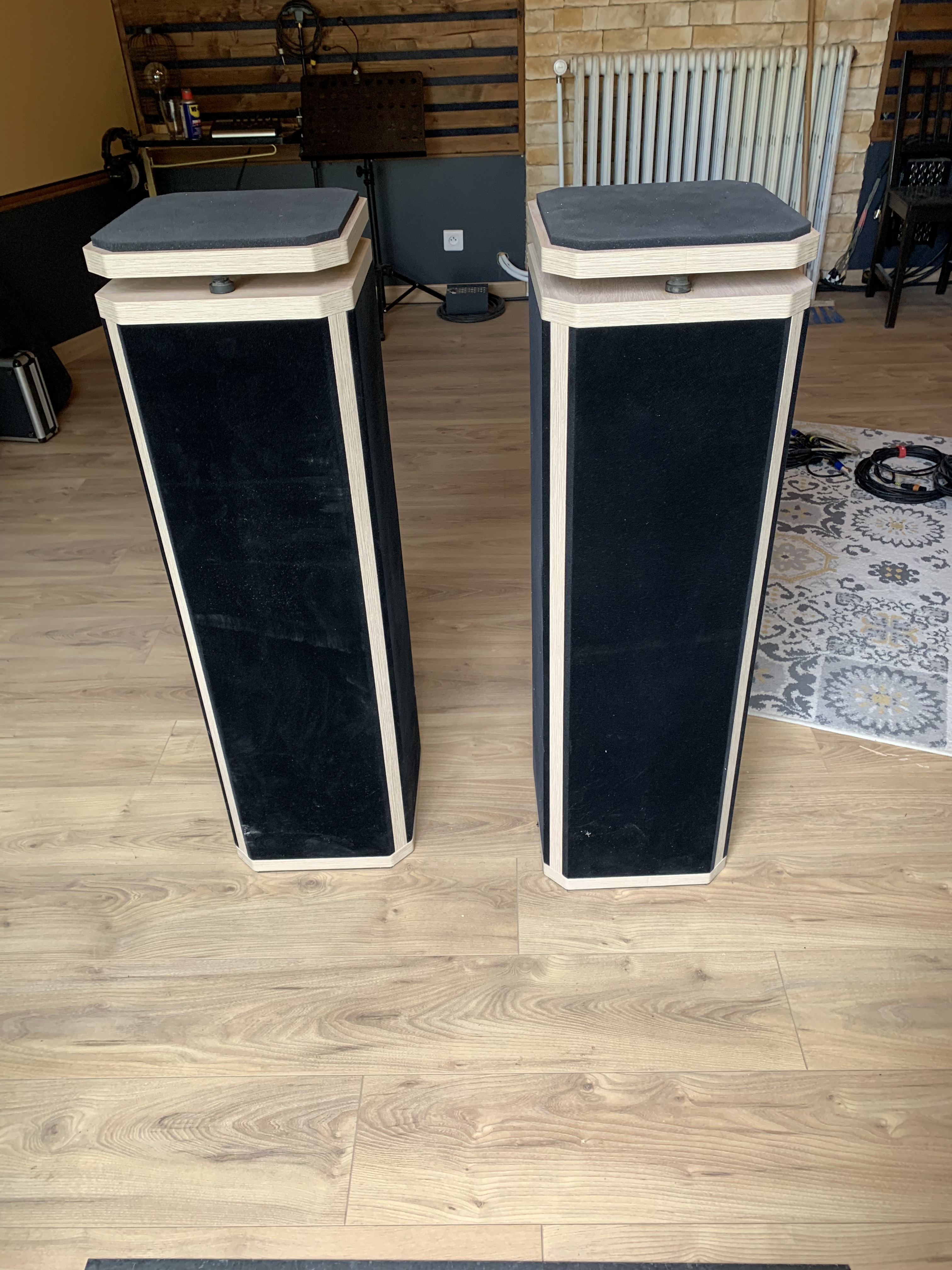 VENDS 2 pieds d'enceintes ThOMANN exclusive Monitor Stand