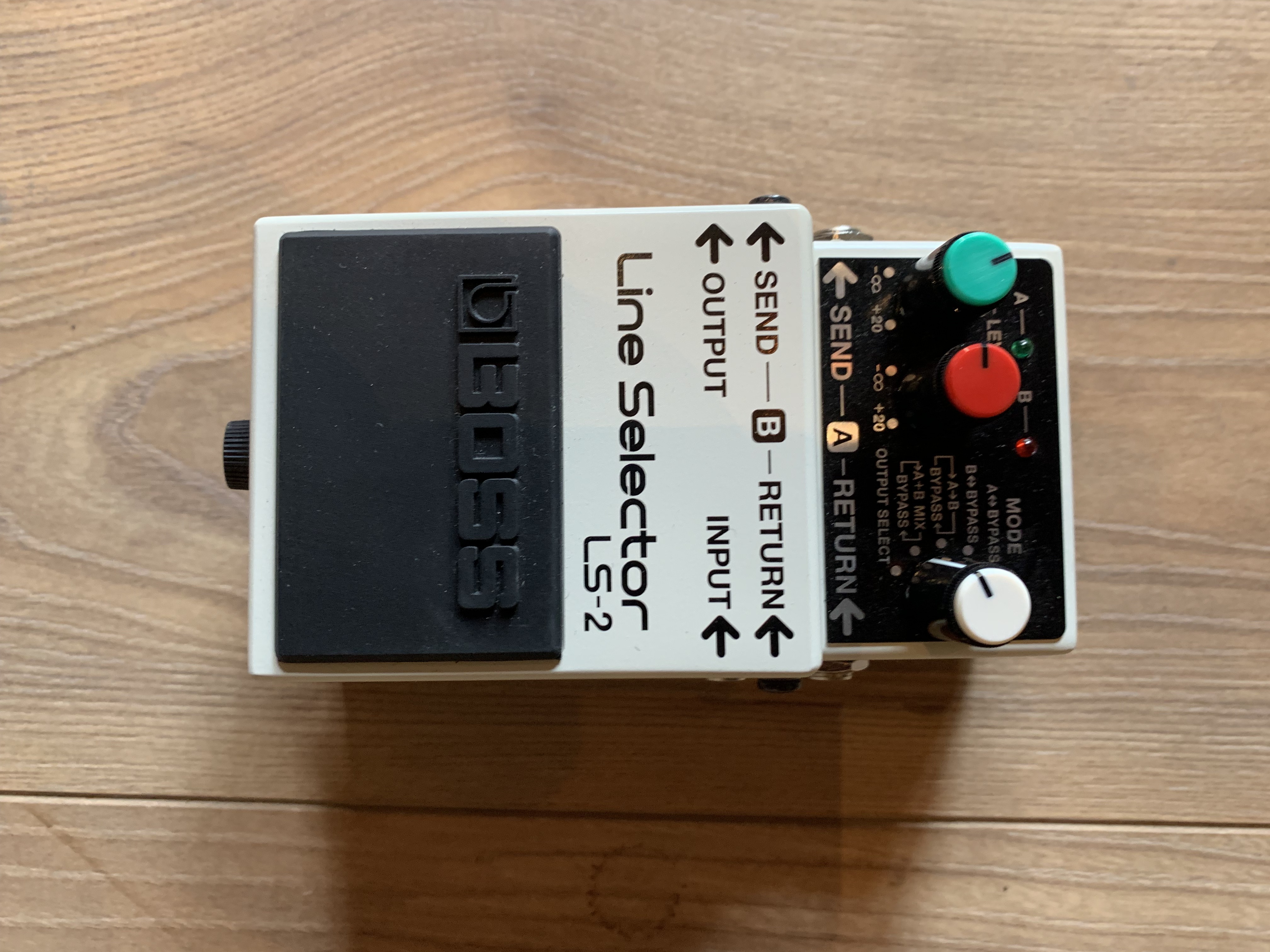 Vends pedale BOSS LS 2 line selector