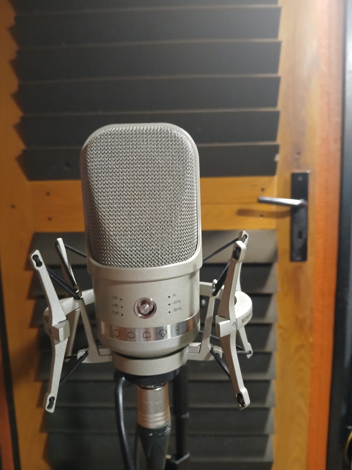 Vends TLM 107 