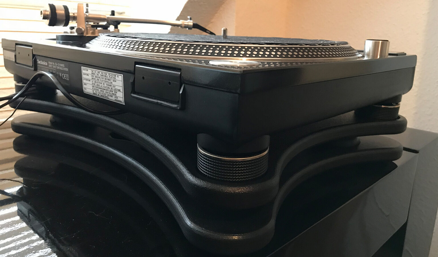 DJ 11