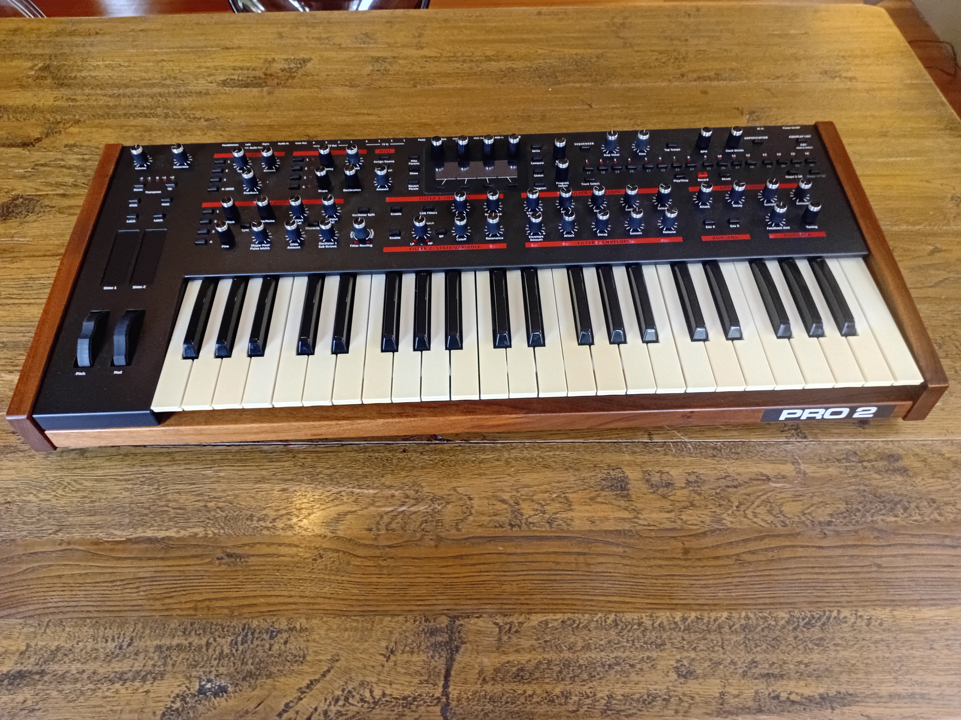 Dave Smith Instruments Pro 2 (99601)