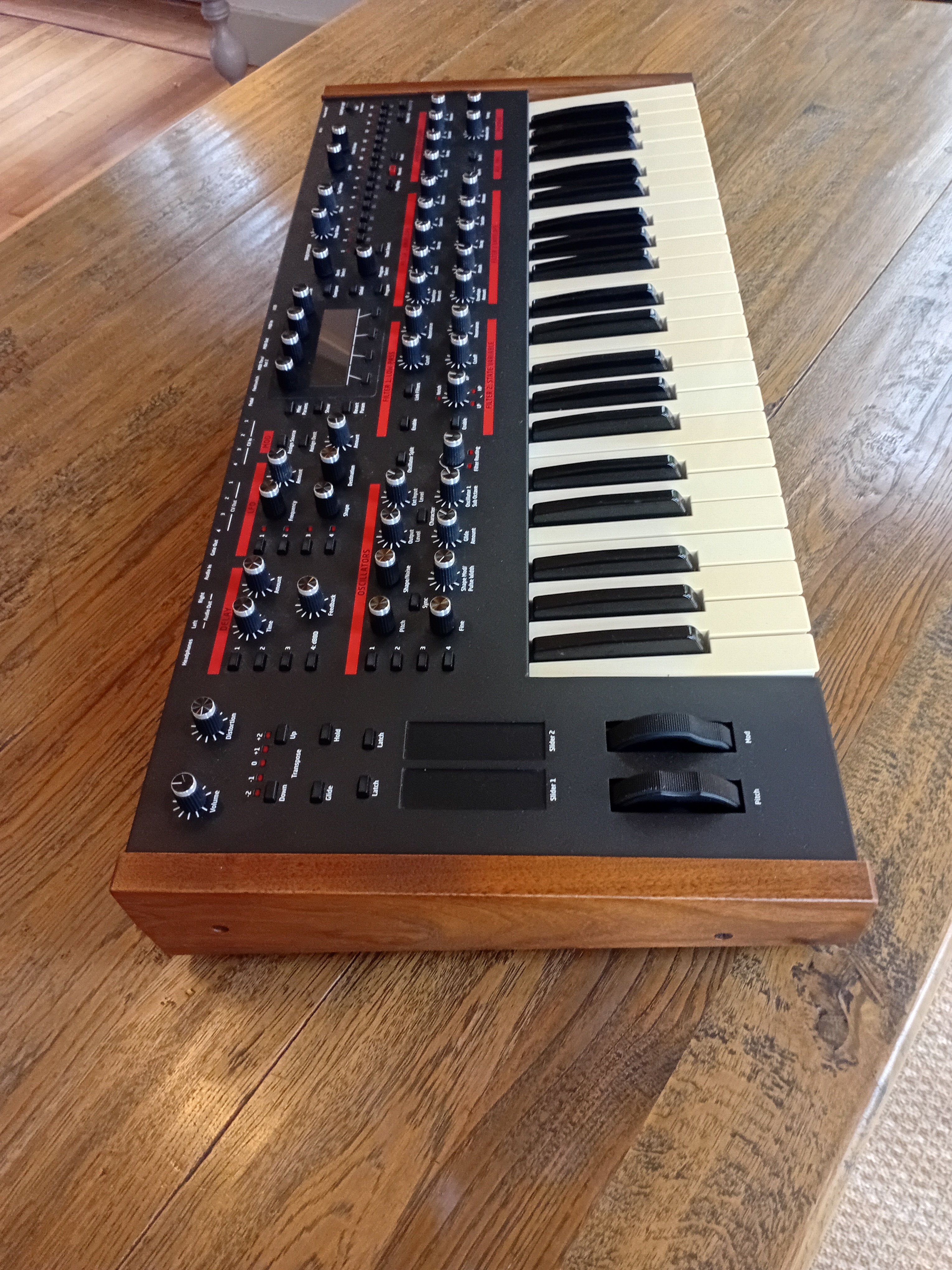 Dave Smith Instruments Pro 2 (34715)