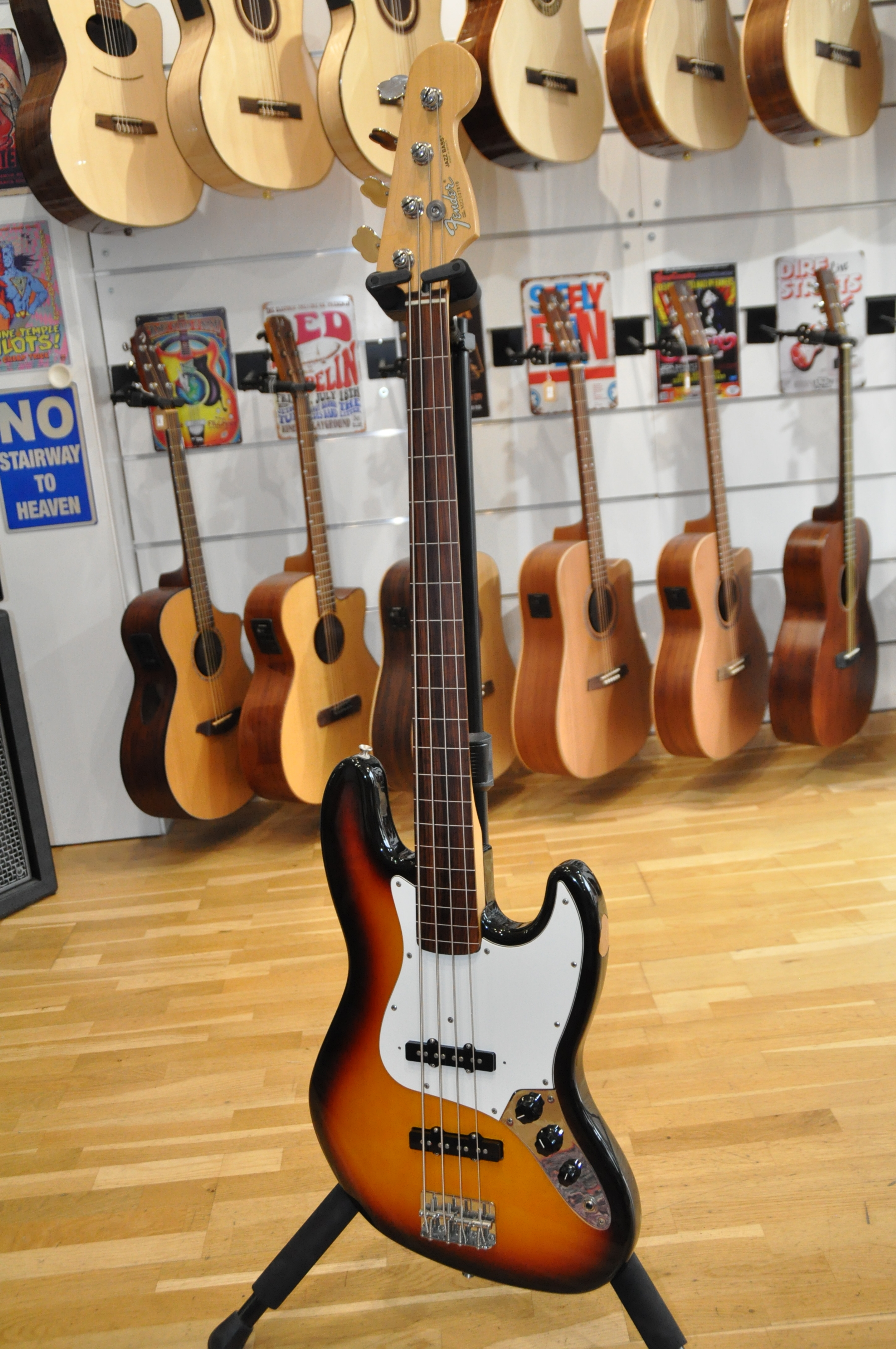 Fender Standard Jazz Bass Fretless (1990-2005) (93288)