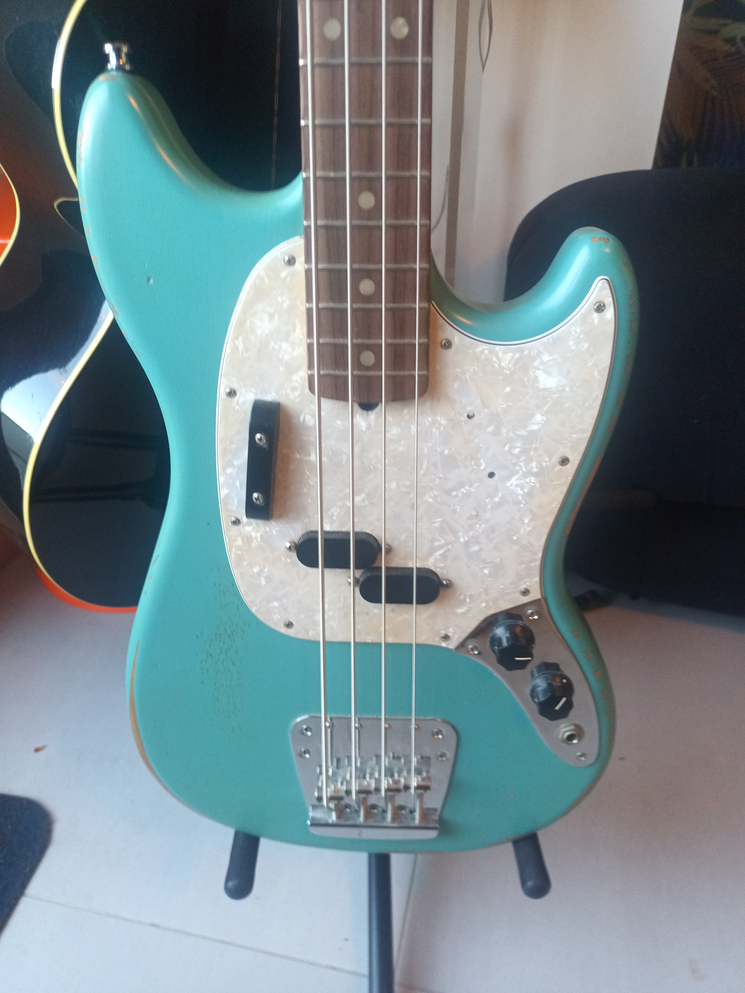 Fender JMJ Road Worn Mustang Bass (36935)