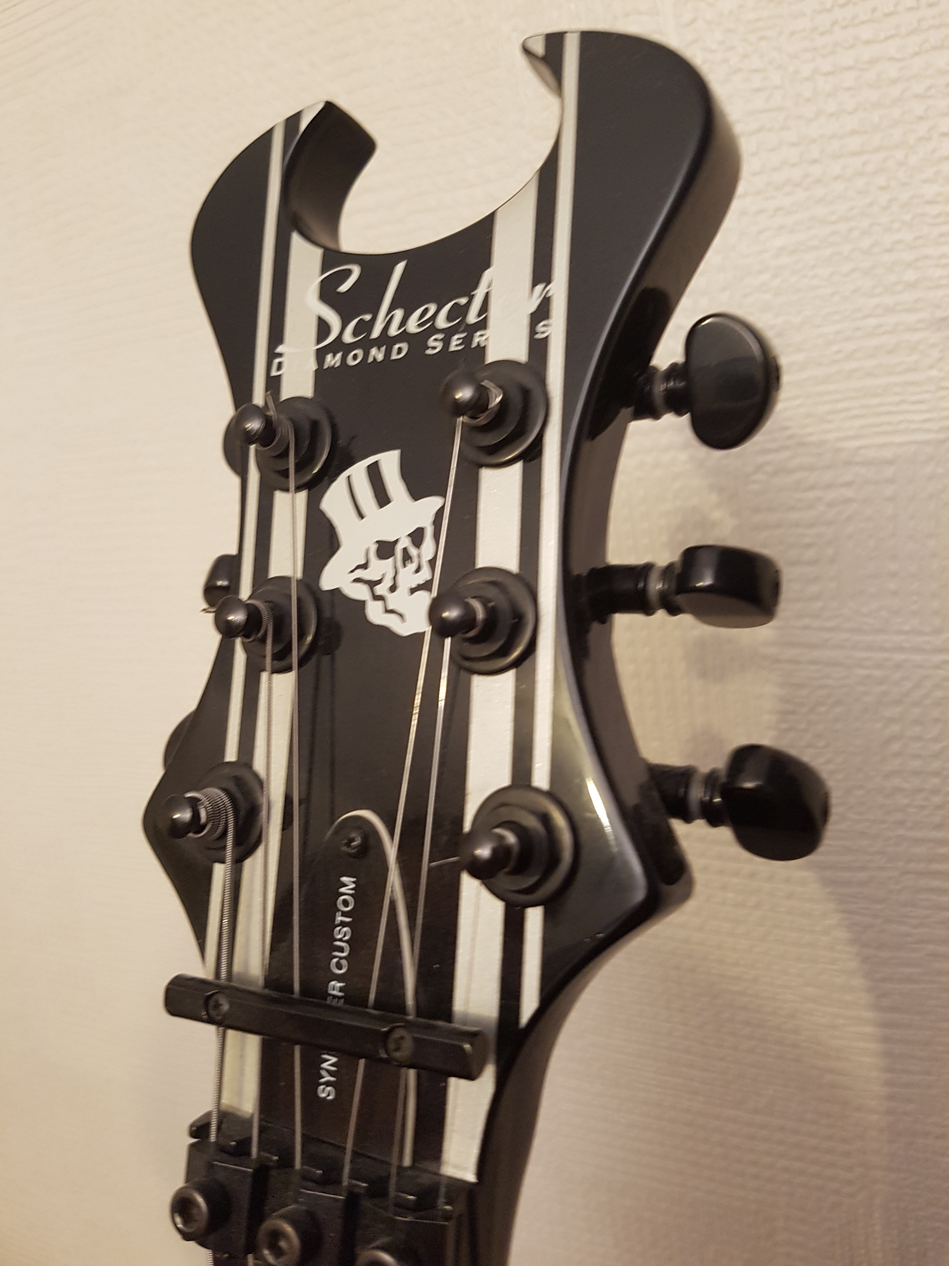 schecter-synyster-custom-2007-2016-5011354