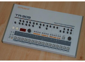 Roland TR-909 (57052)