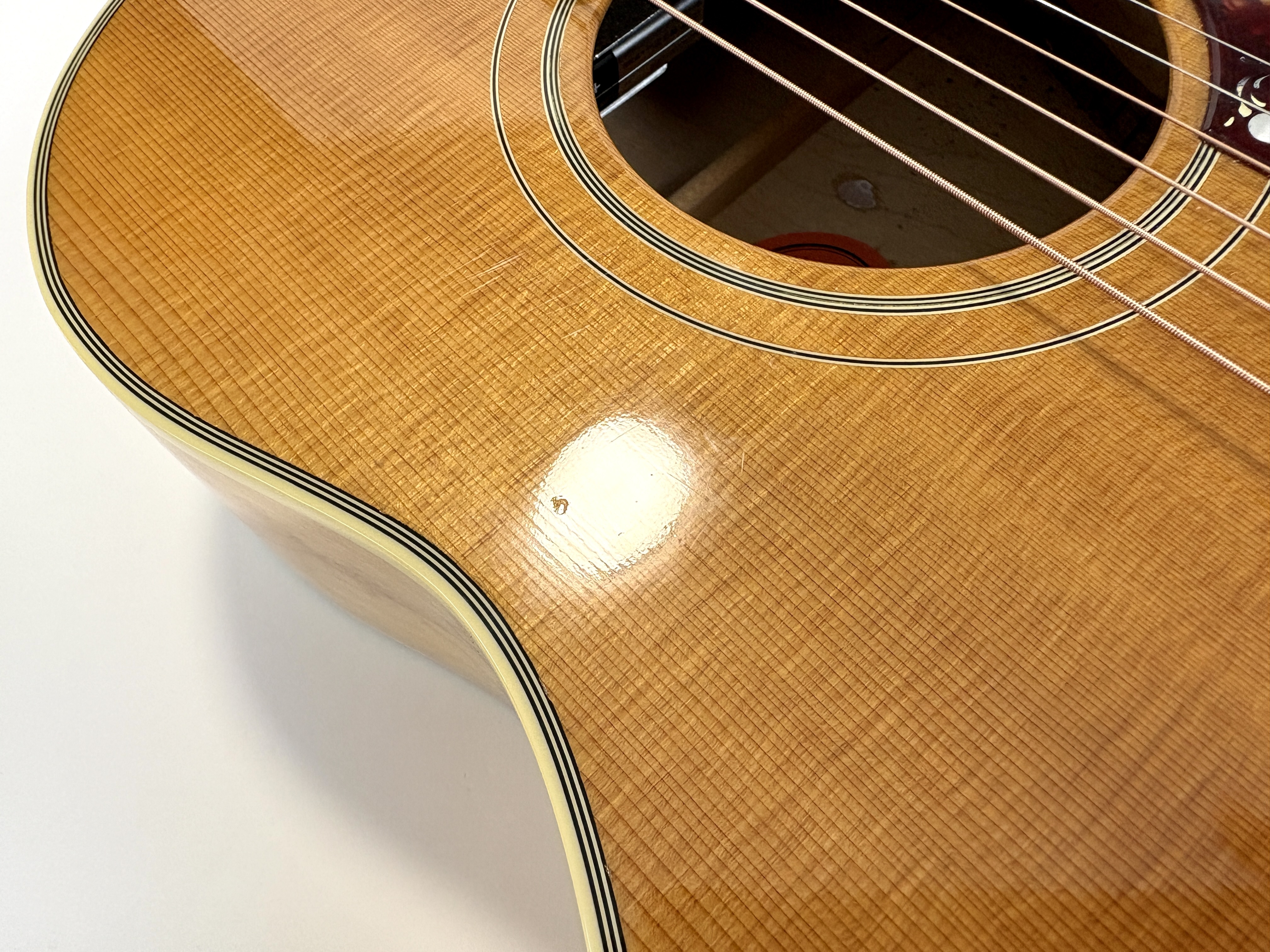 Gibson L-200 Emmylou Harris (87709)