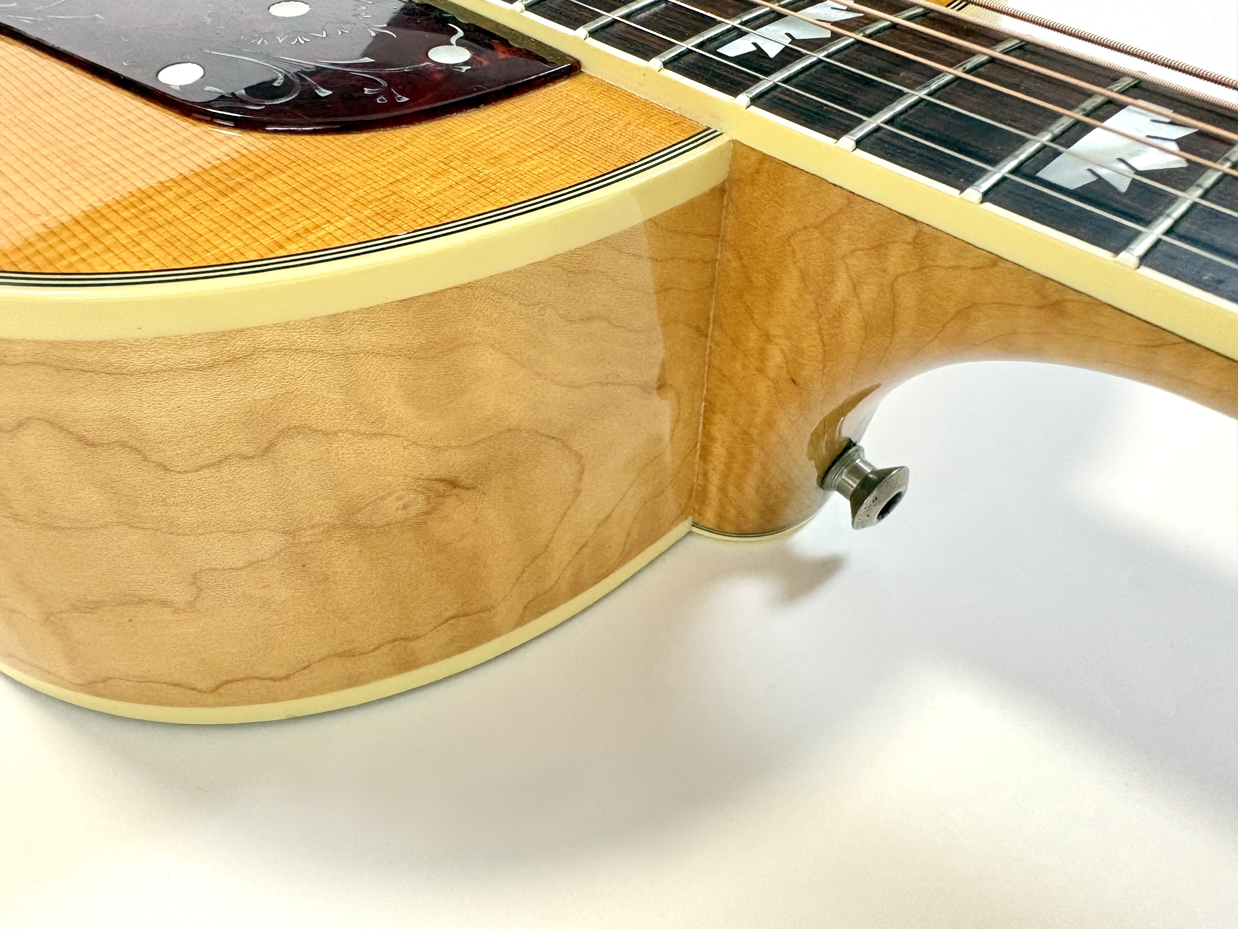 Gibson L-200 Emmylou Harris (6750)