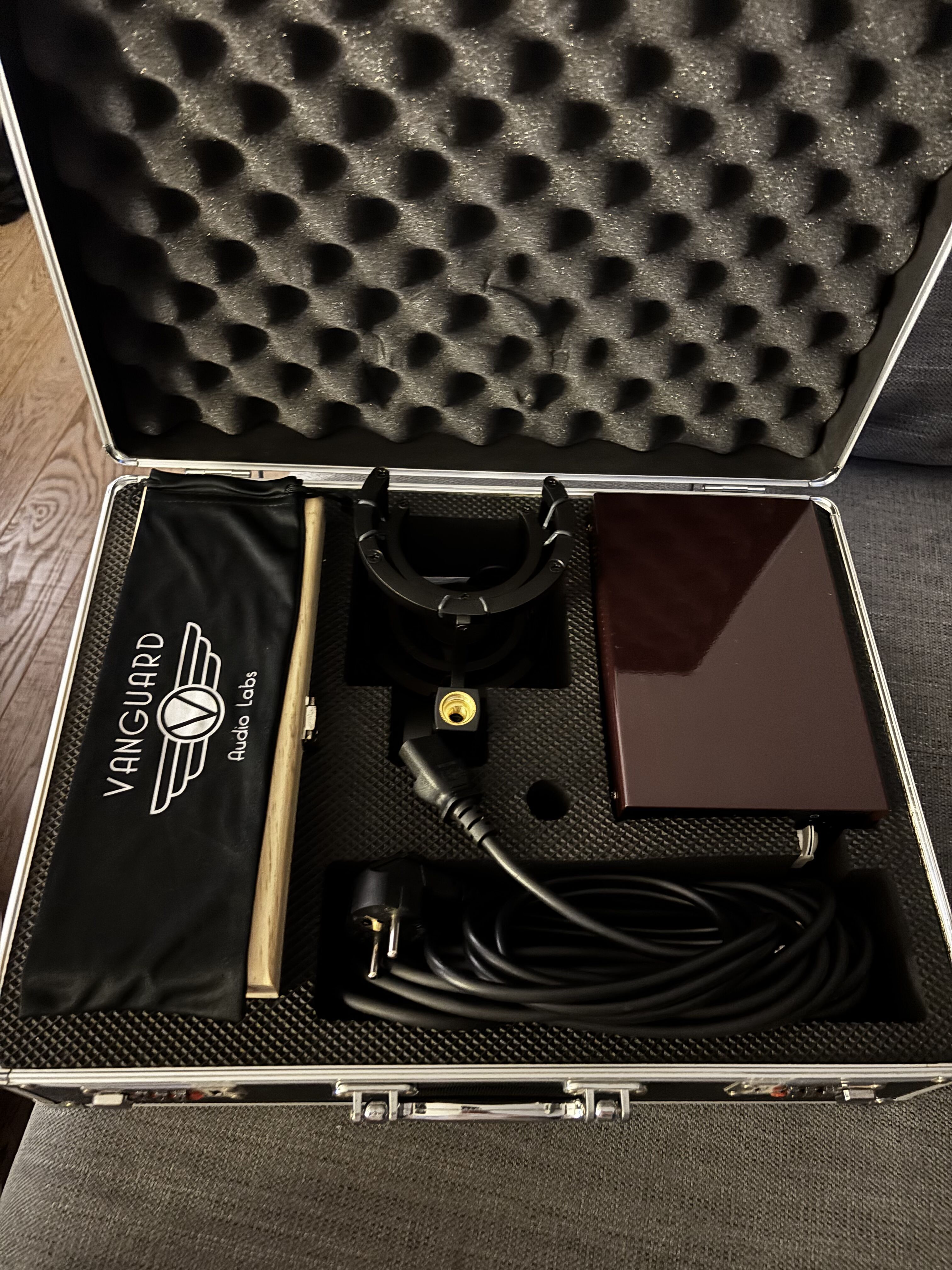 Vanguard Audio Labs V13 (74789)