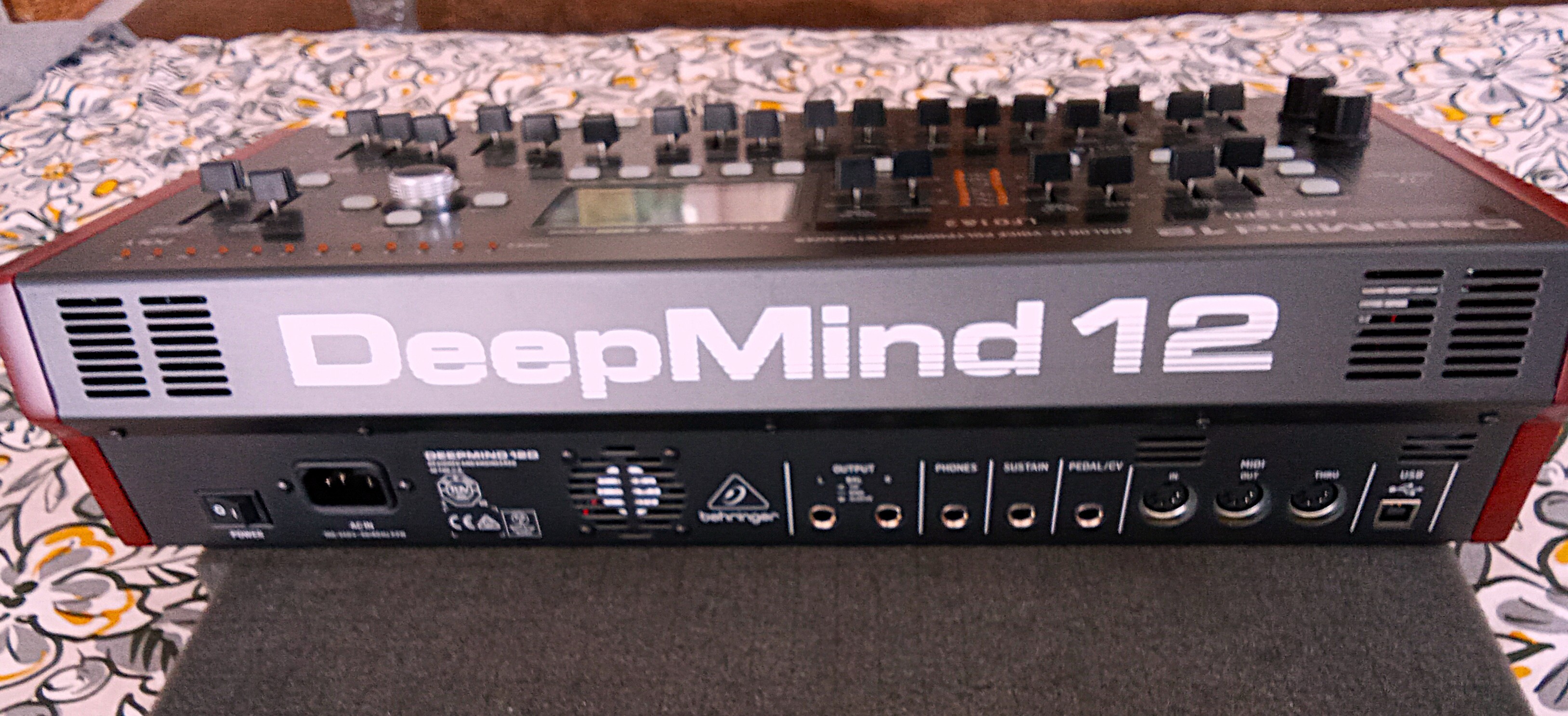 Behringer DeepMind 12D (51173)