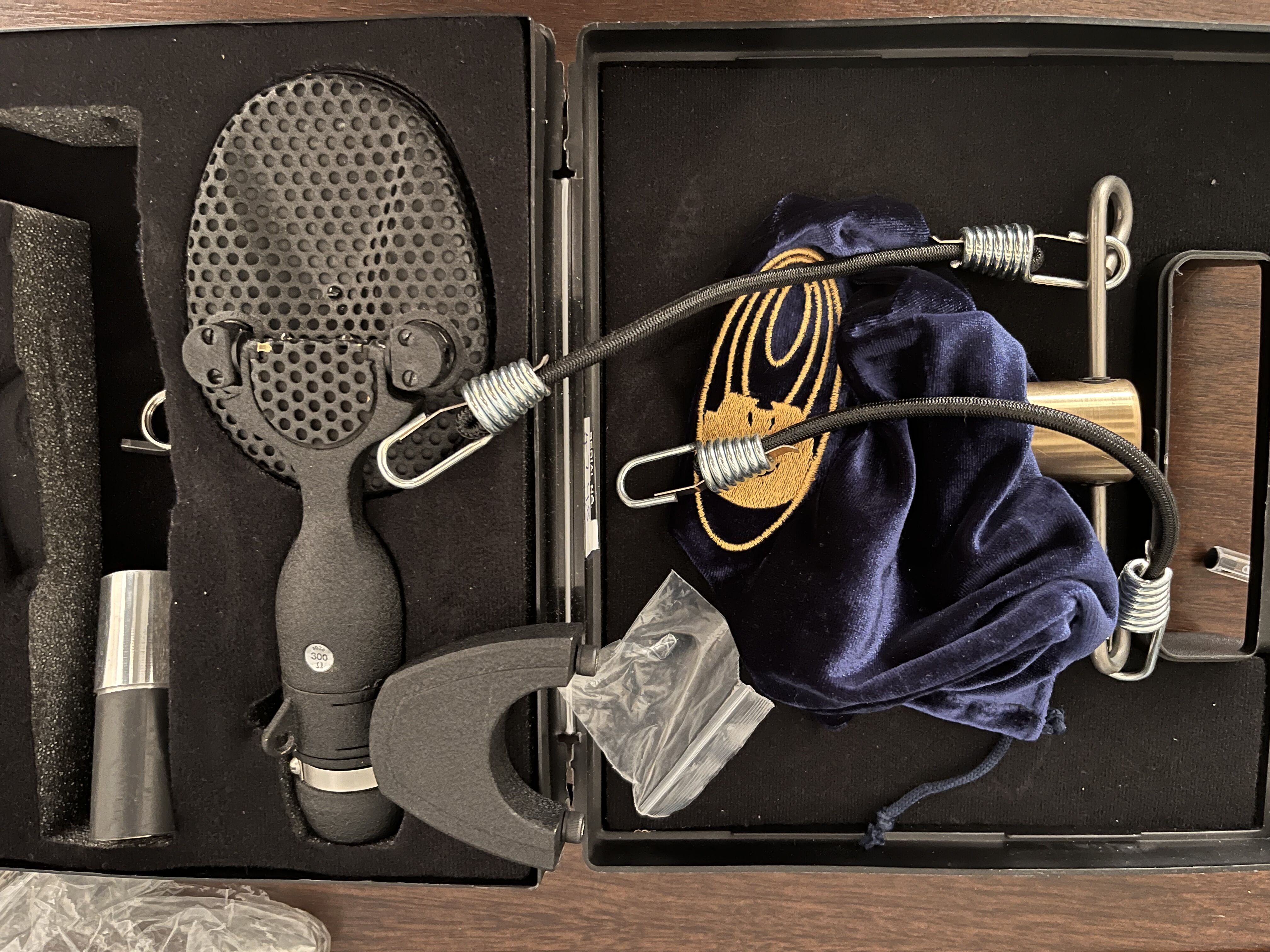 Coles 4038 (36691)