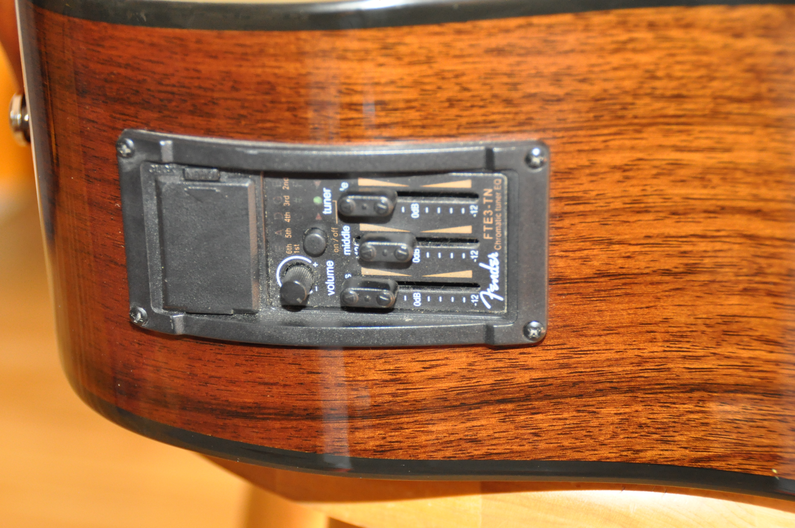Fender CD-280SCE (65296)