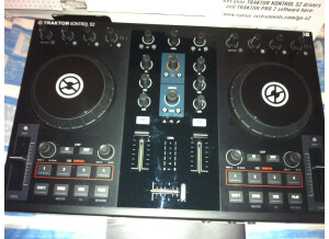 Native Instruments Traktor Kontrol Z1 (82323)