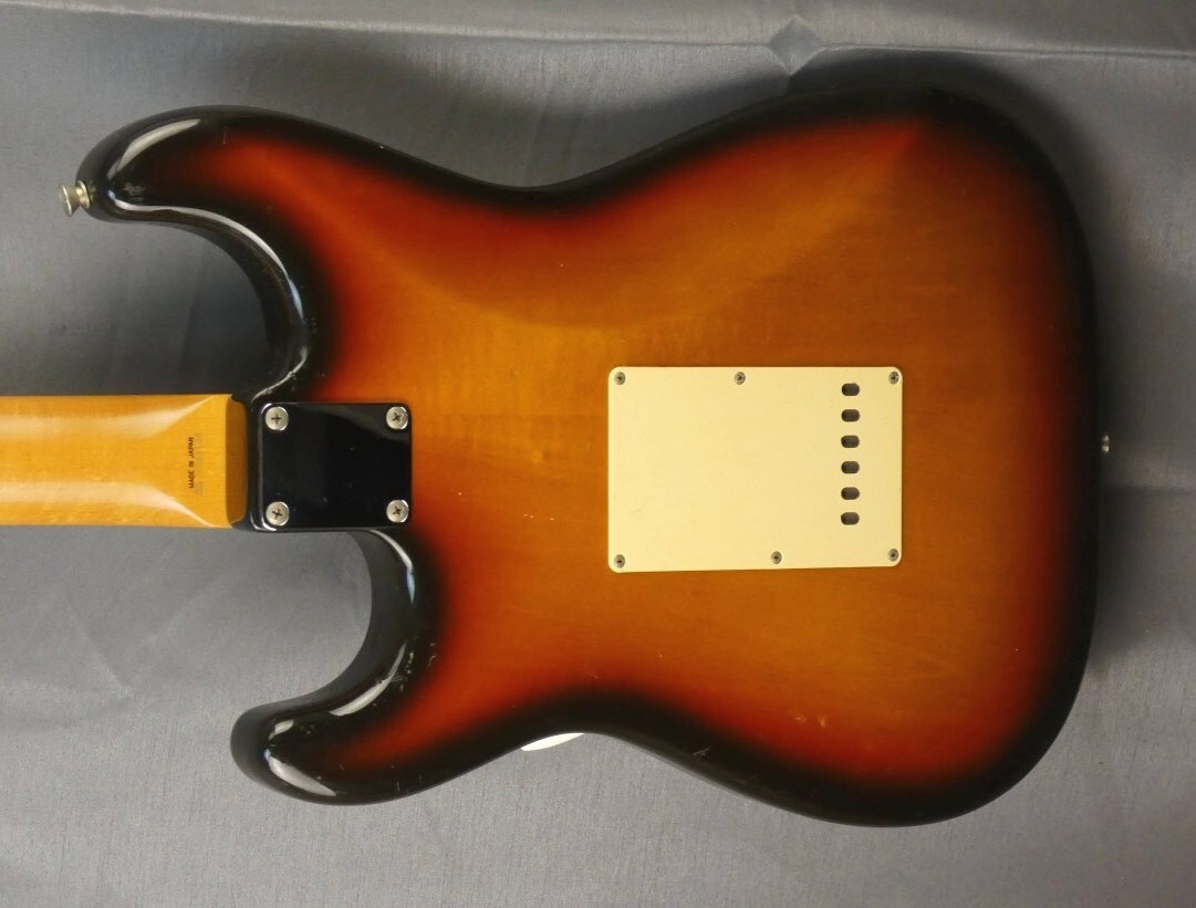 fender stratocaster st62 3ts sunburst 1994 japon japan (15)