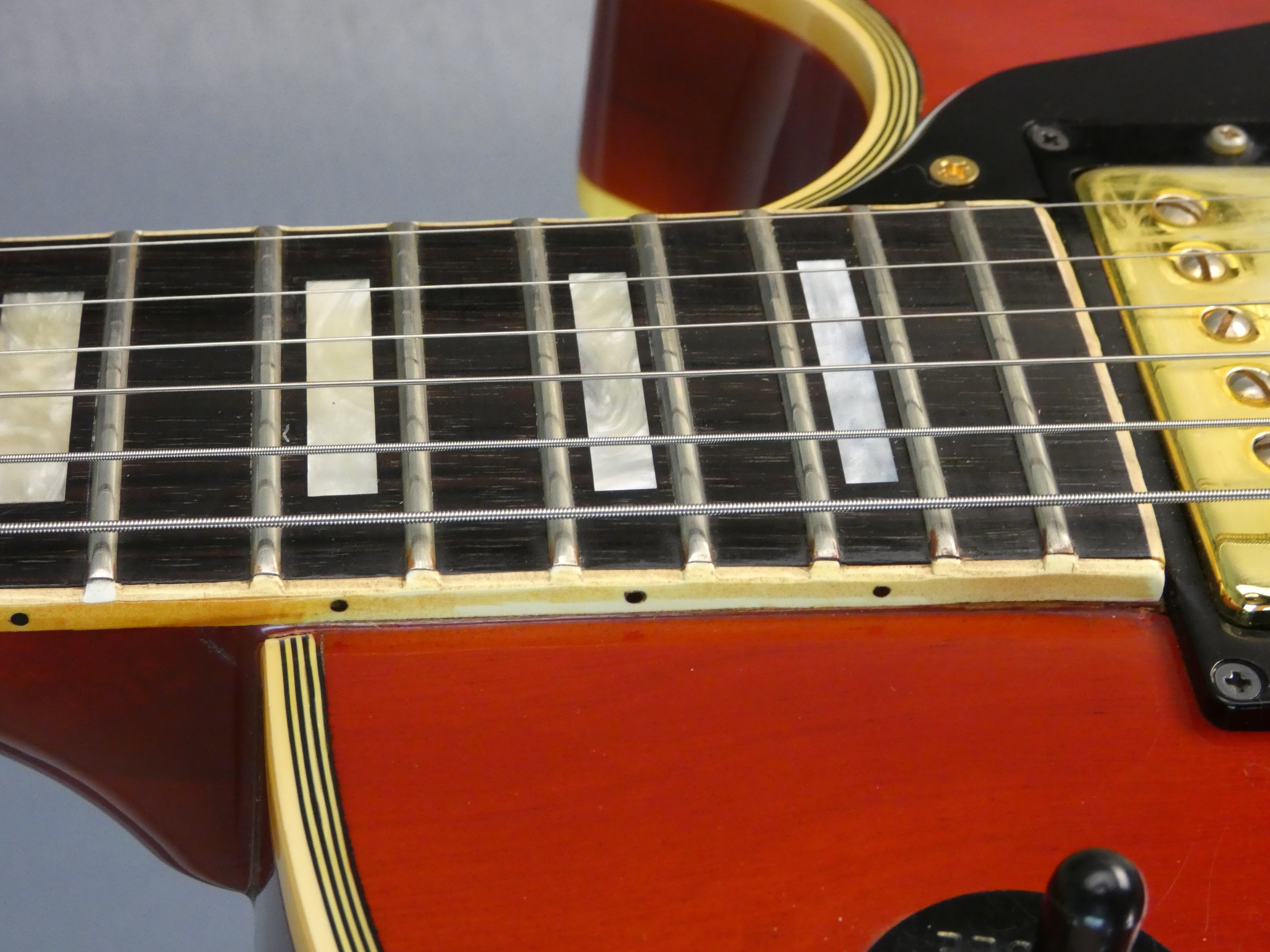greco les paul custom EG600 1977 cherry sunburst japon japan (1)
