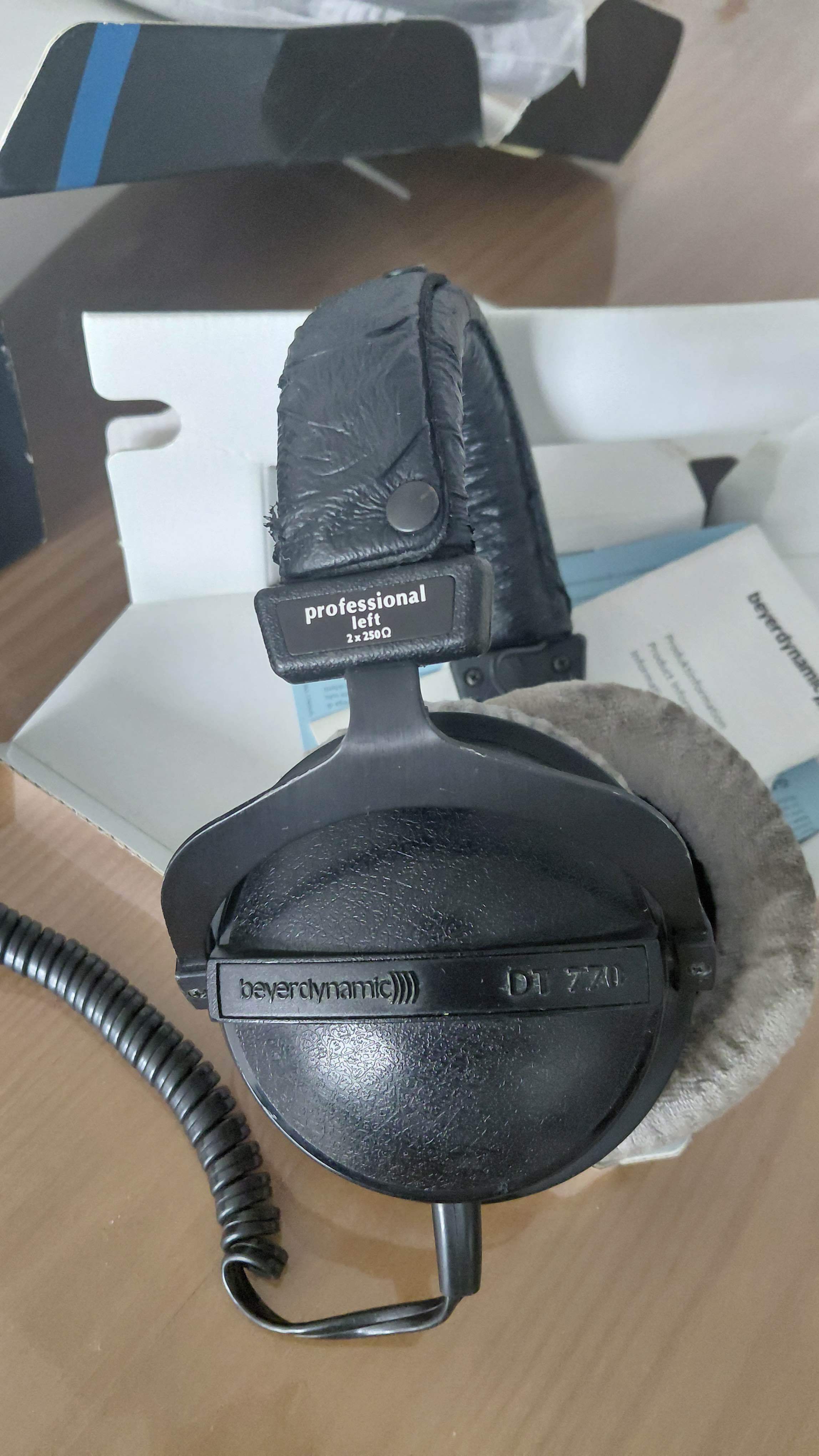 Beyerdynamic DT 770 Pro 250 Ohms (11606)