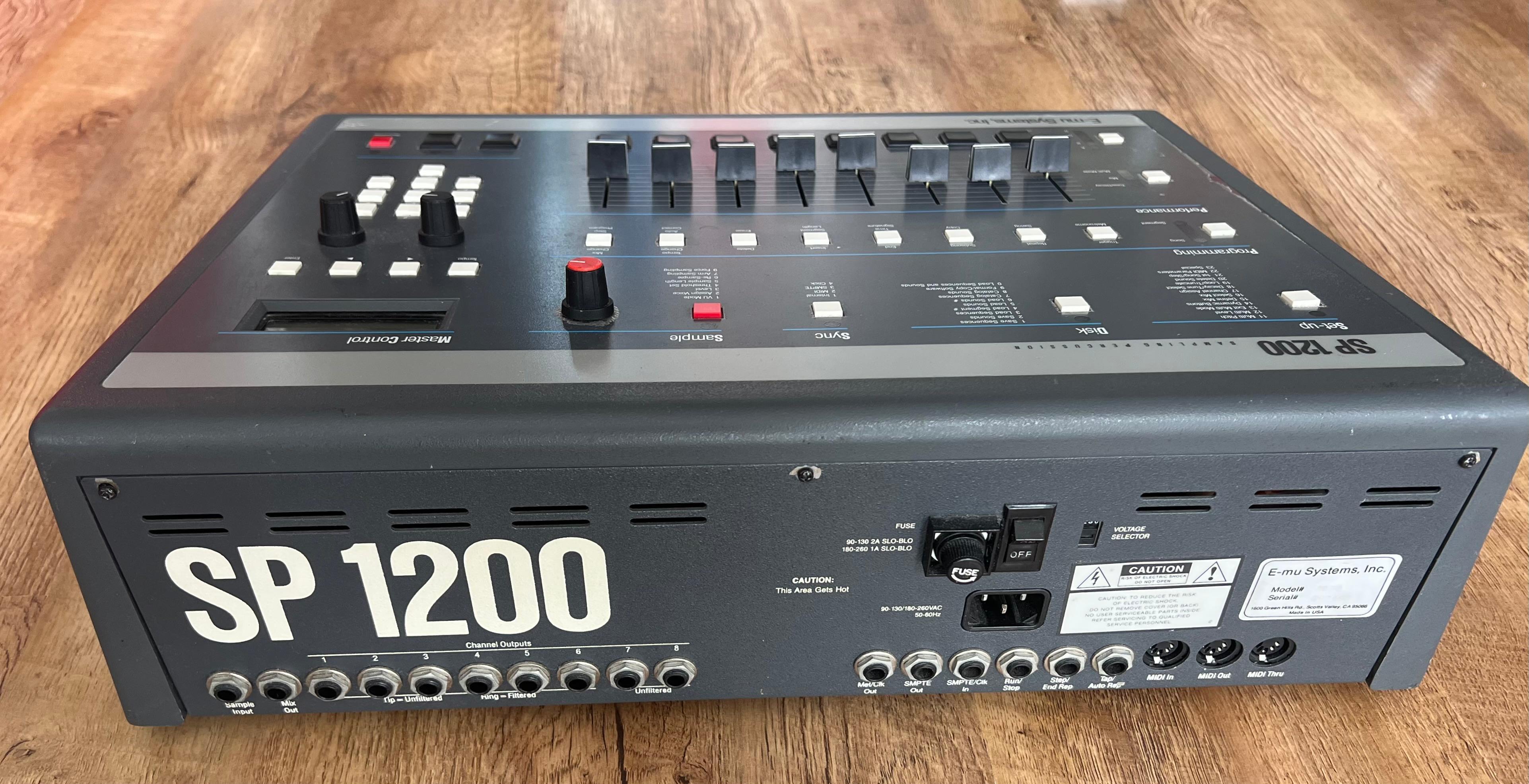 E-MU SP-1200 (27990)