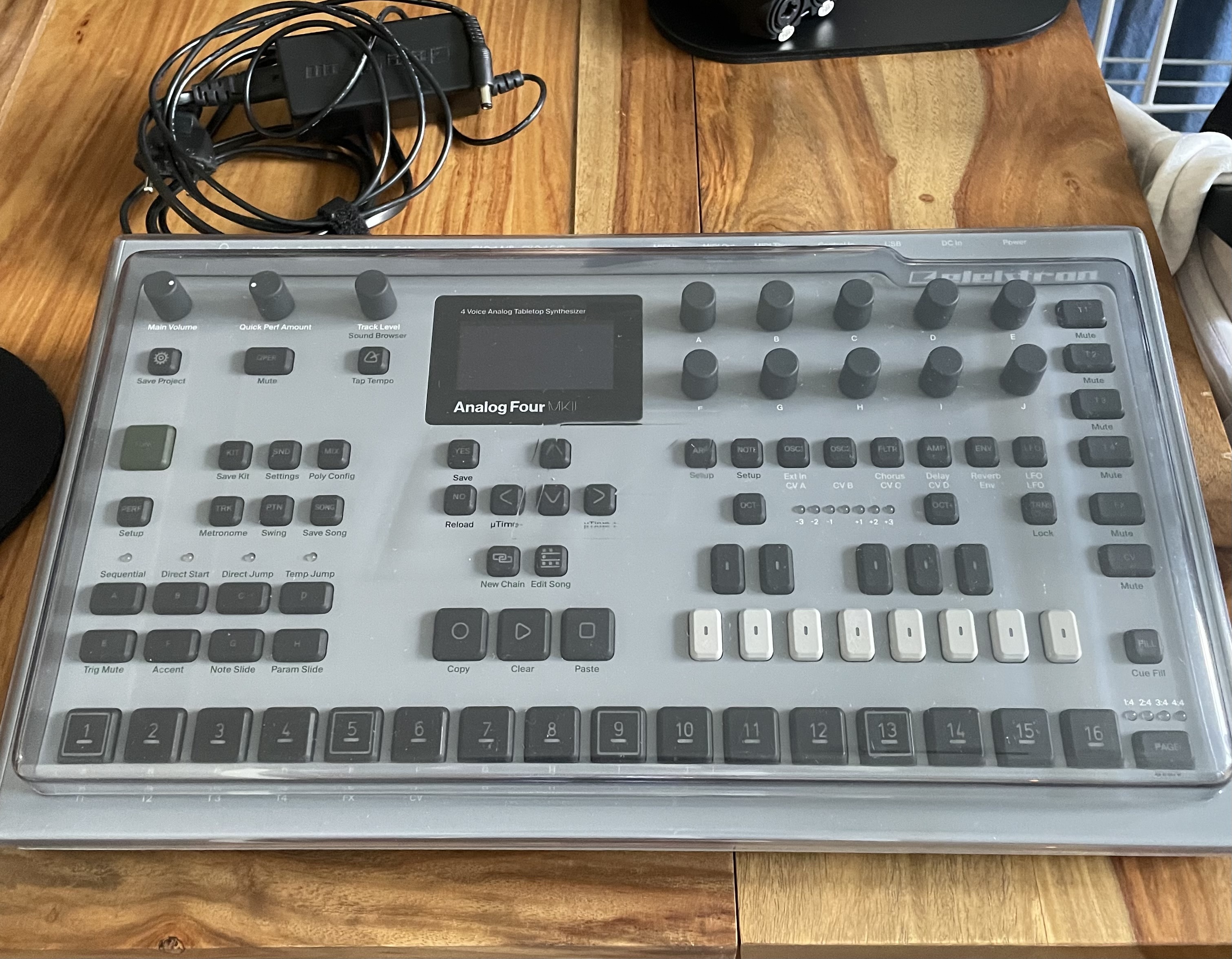 Elektron Analog Four MKII (5442)