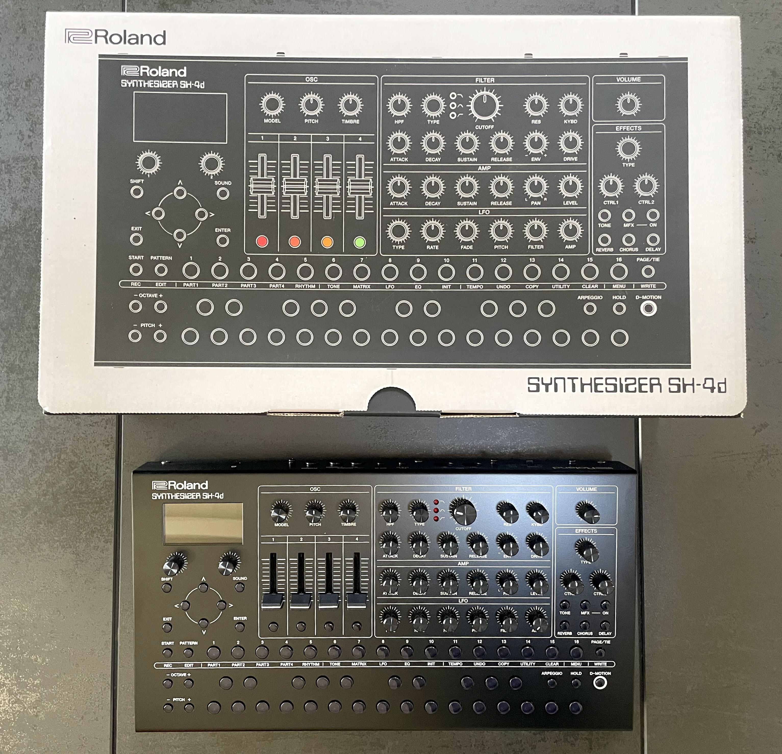 Roland SH-4D - NEUF