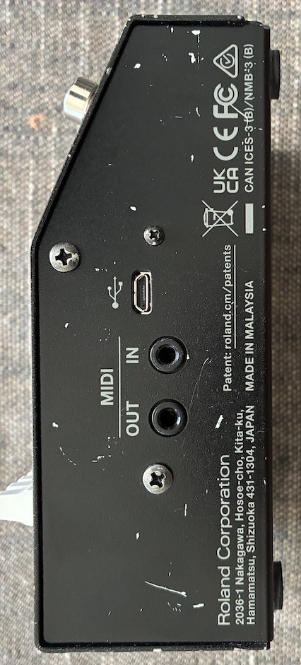 Boss EQ200 Vue cote 1