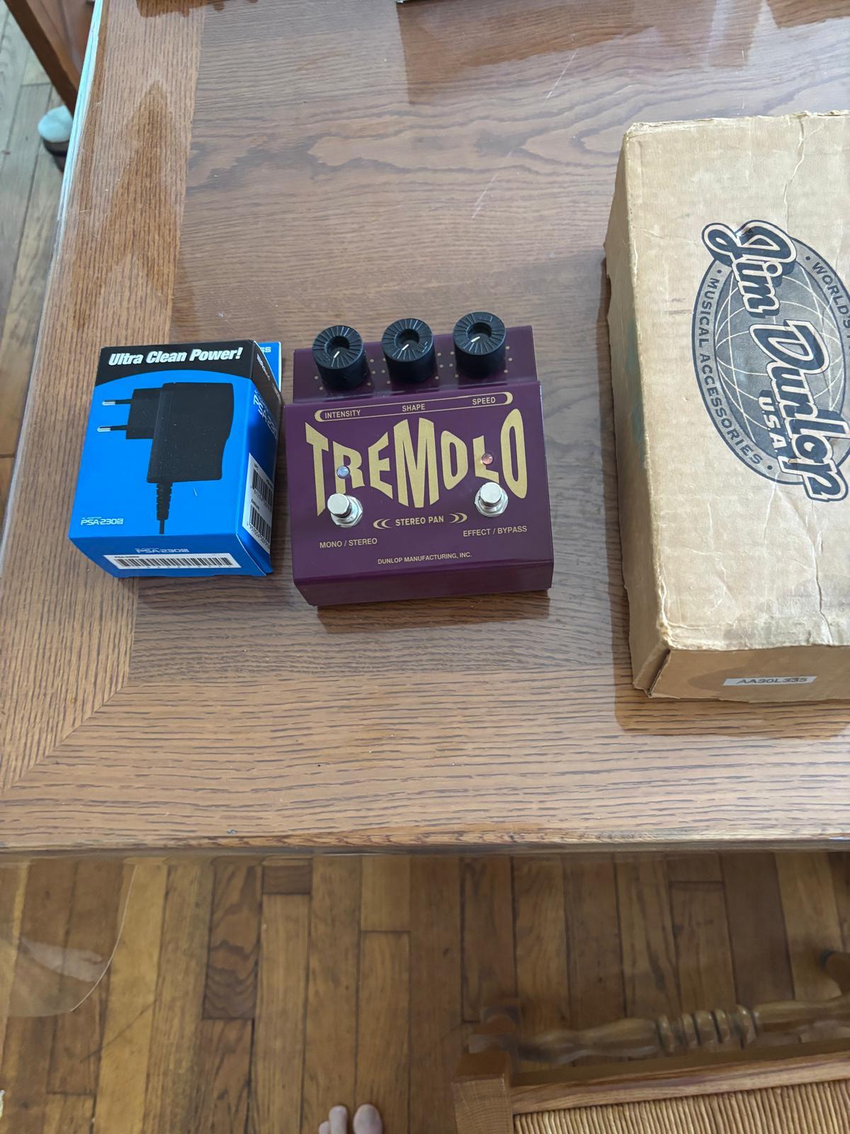 Je vends un tremolo Jim Dunlop TS-1