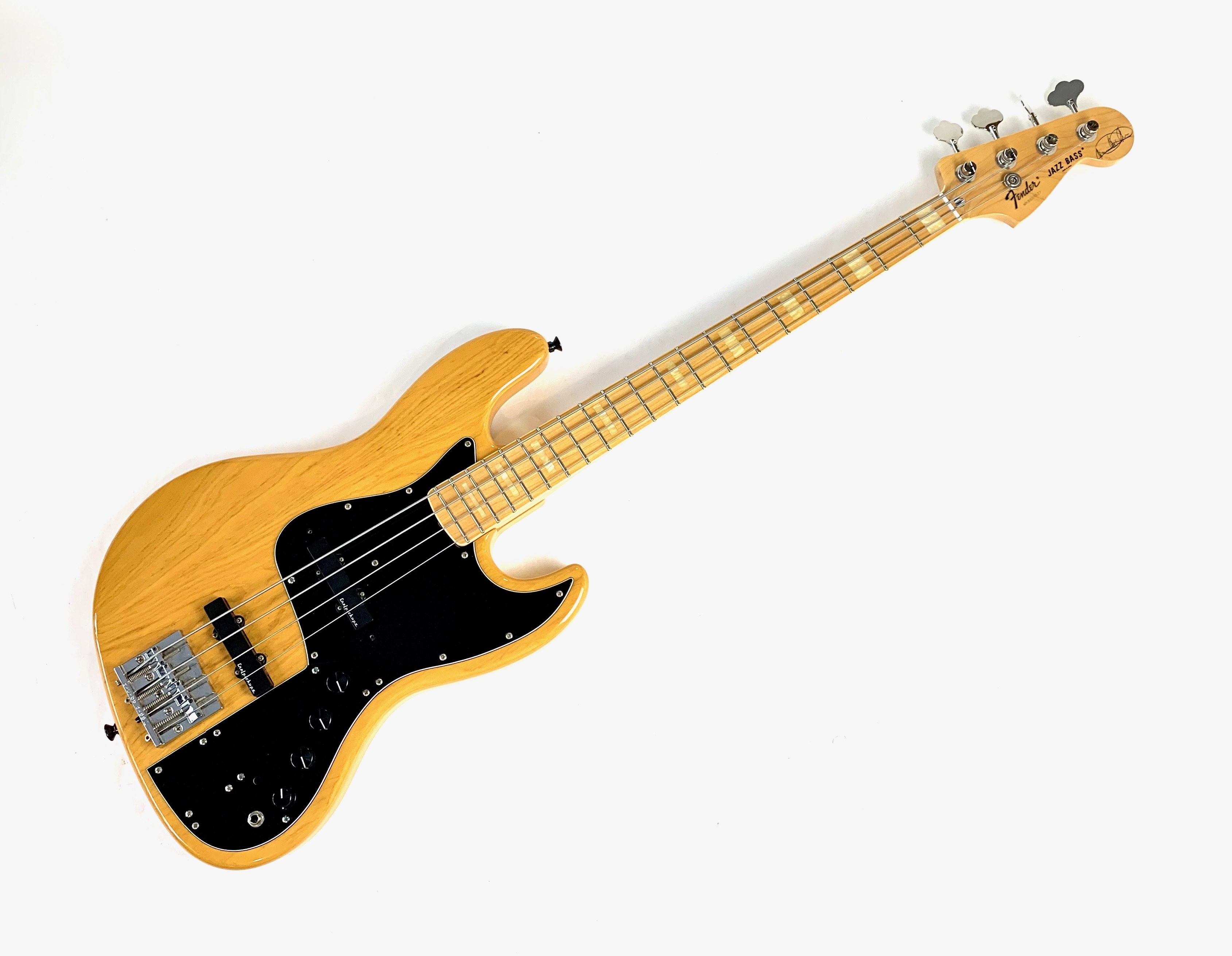 Fender Marcus Miller Jazz Bass (23110)