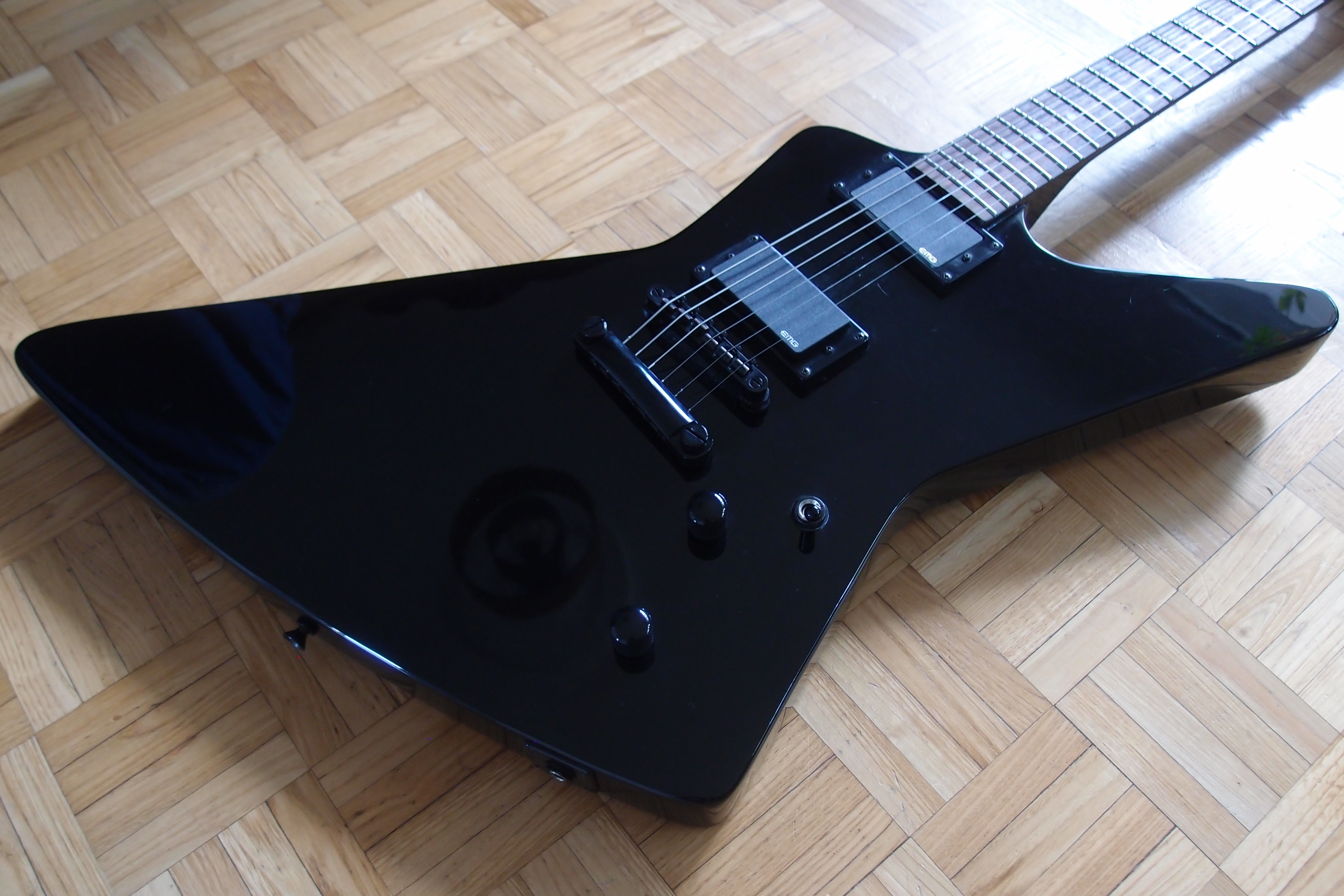Vends Epiphone Explorer 1984 EX