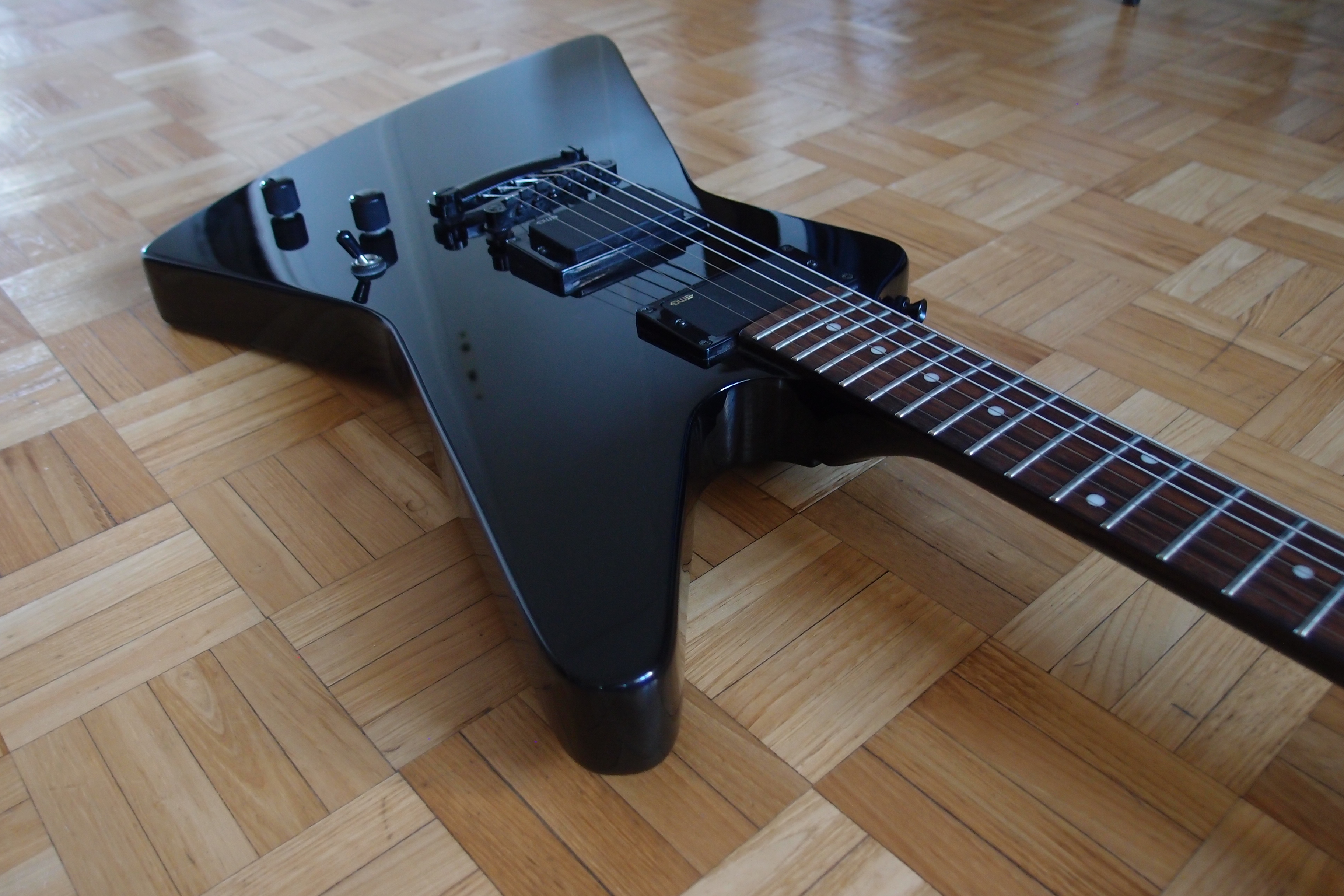 Epiphone 1984 Explorer EX (60019)