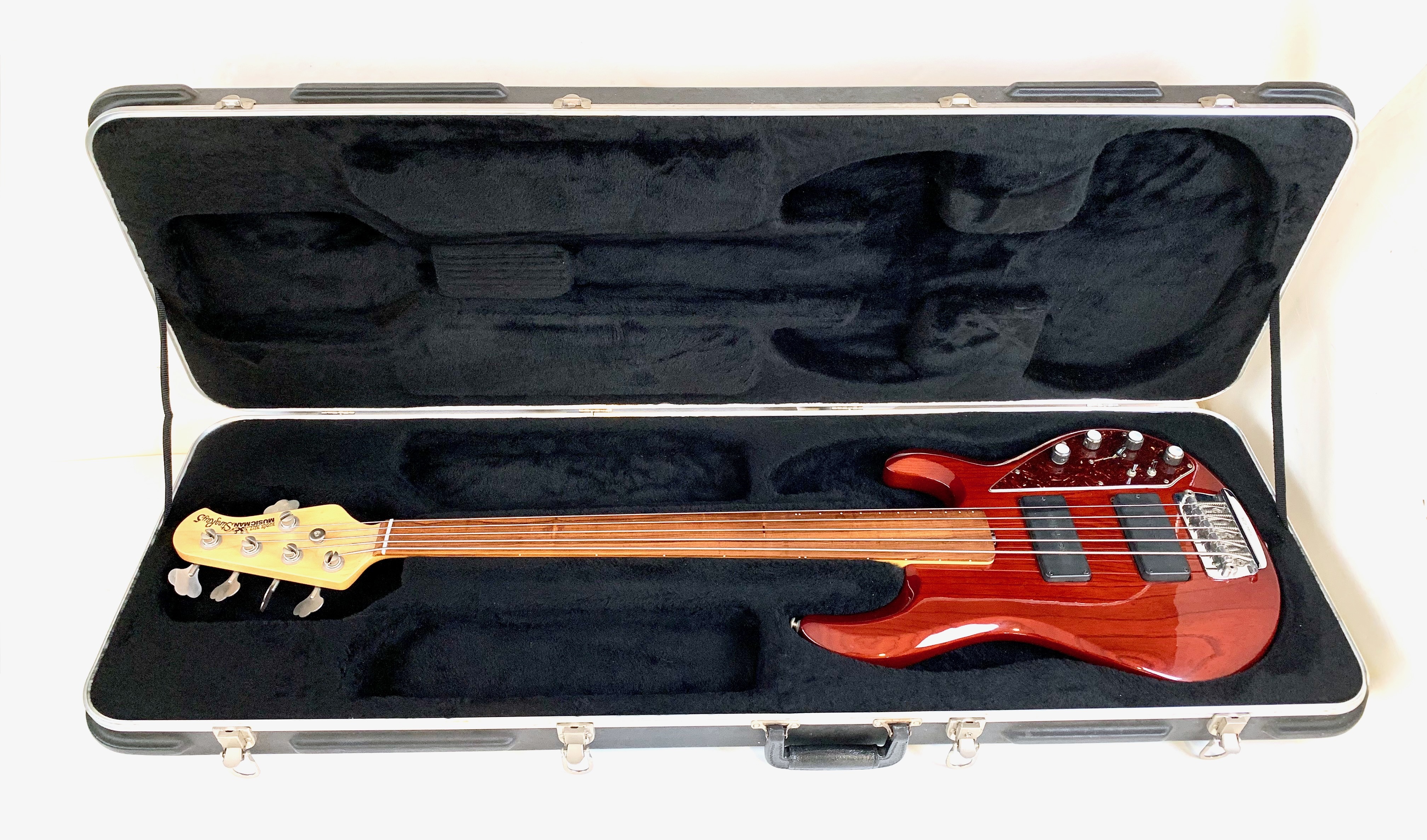 Music Man StingRay 5 Fretless (70620)