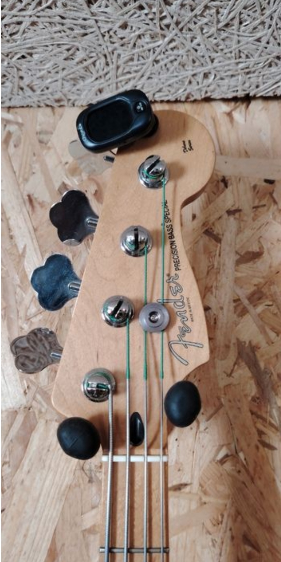 Fender Special Edition Precision Bass  (78661)