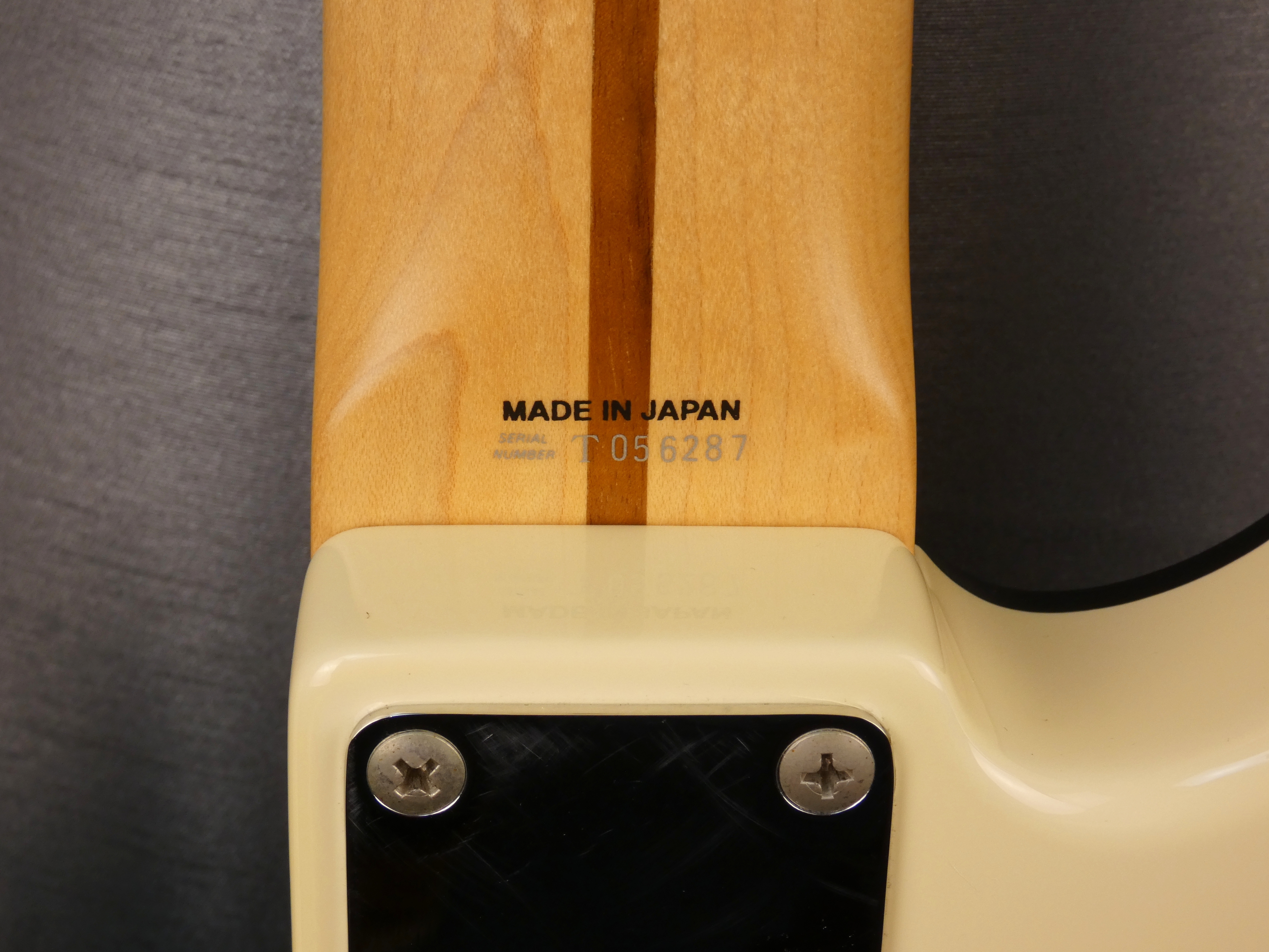 fender ajb vwhite aerodyne japon japan (21)