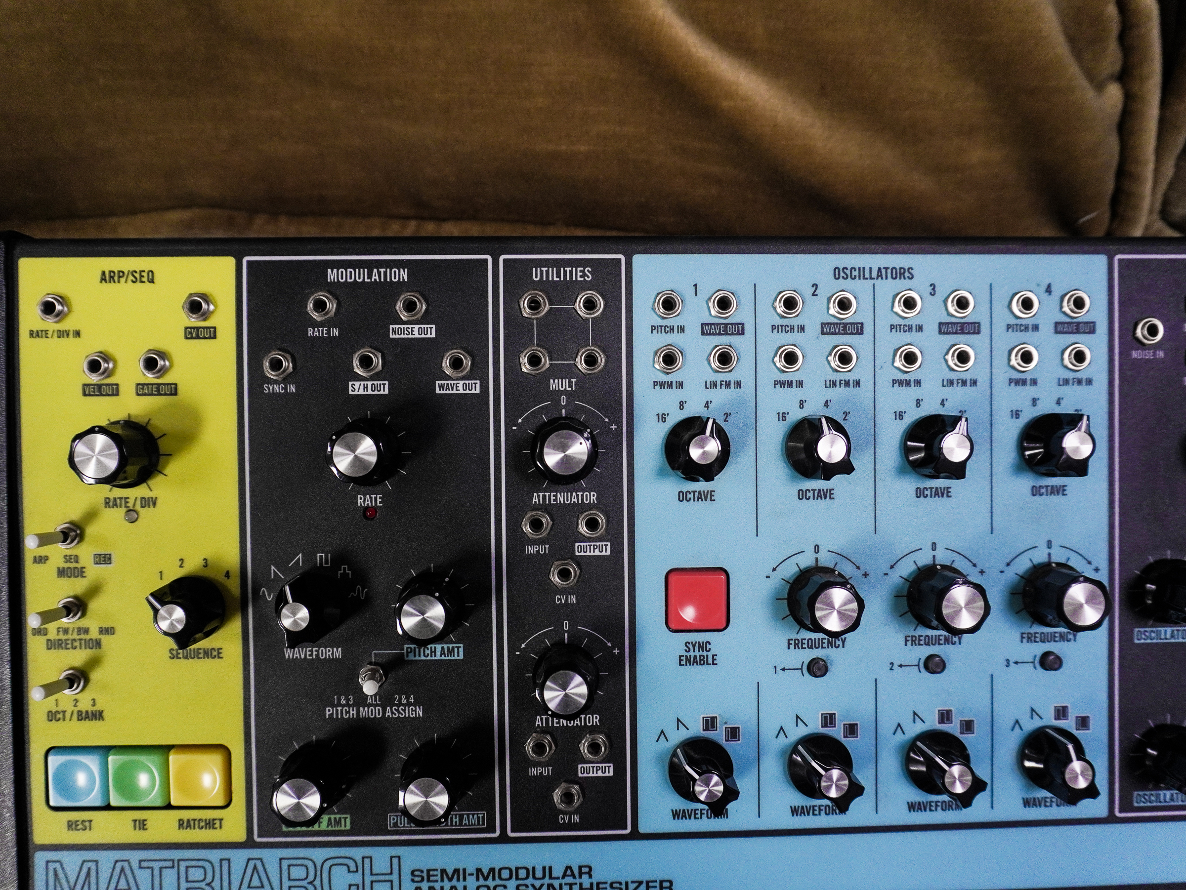 Moog Music Matriarch (84102)